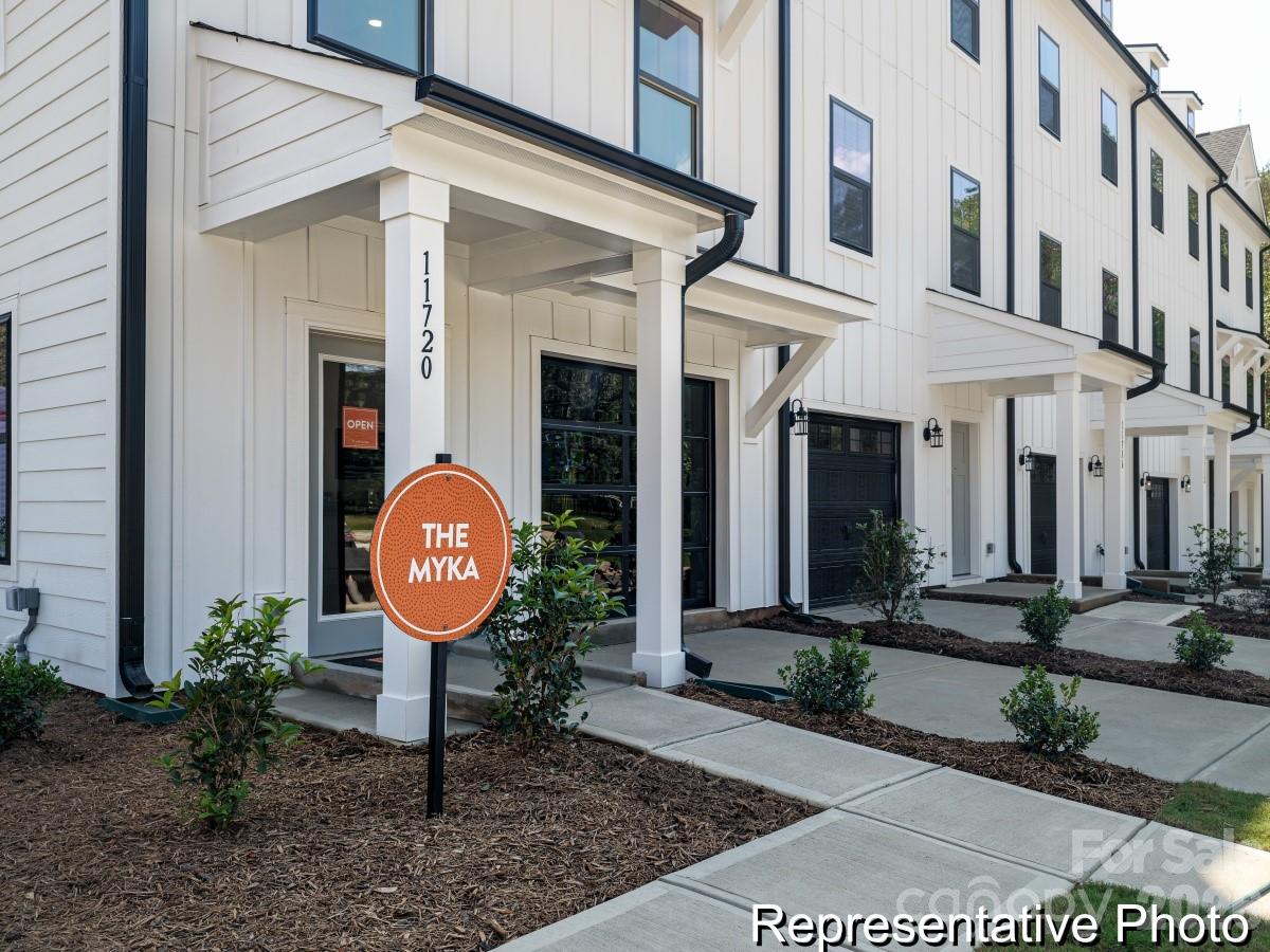 11721 Avocet St #18, Charlotte, NC 28215