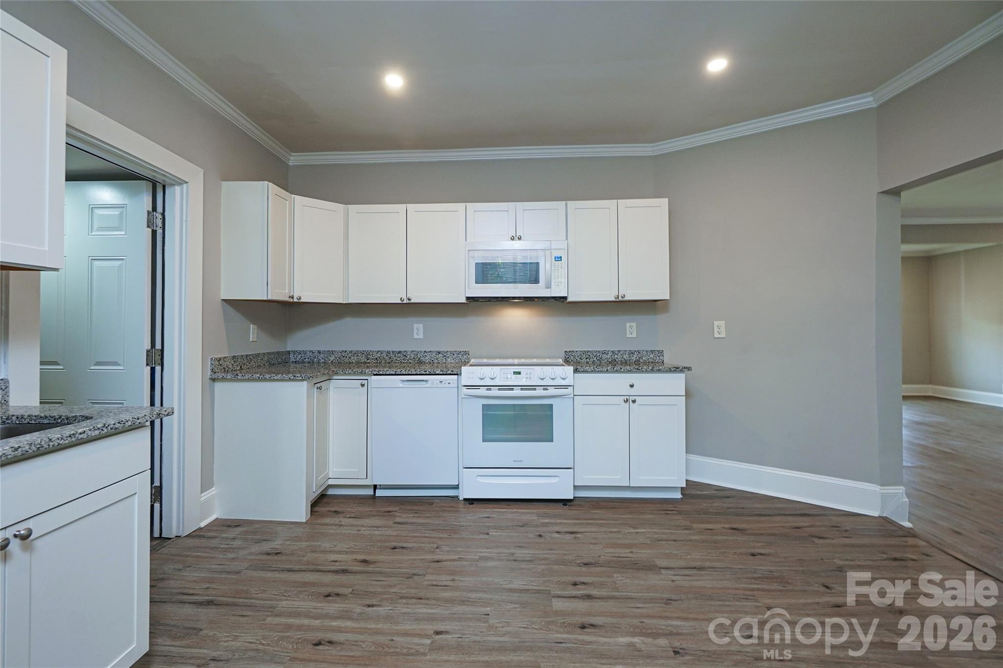 1113 W 5th Ave, Gastonia, NC 28052