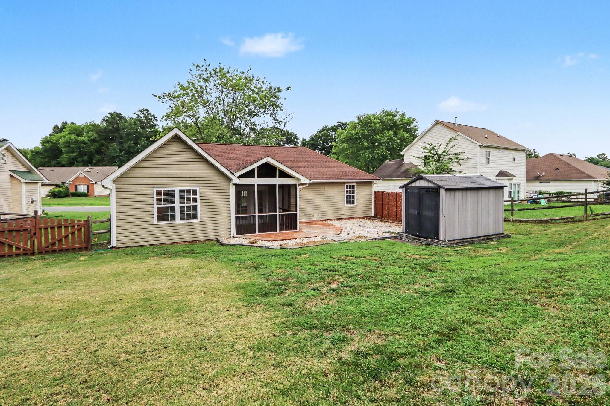 9507 Misty Arbor Way, Charlotte, NC 28269