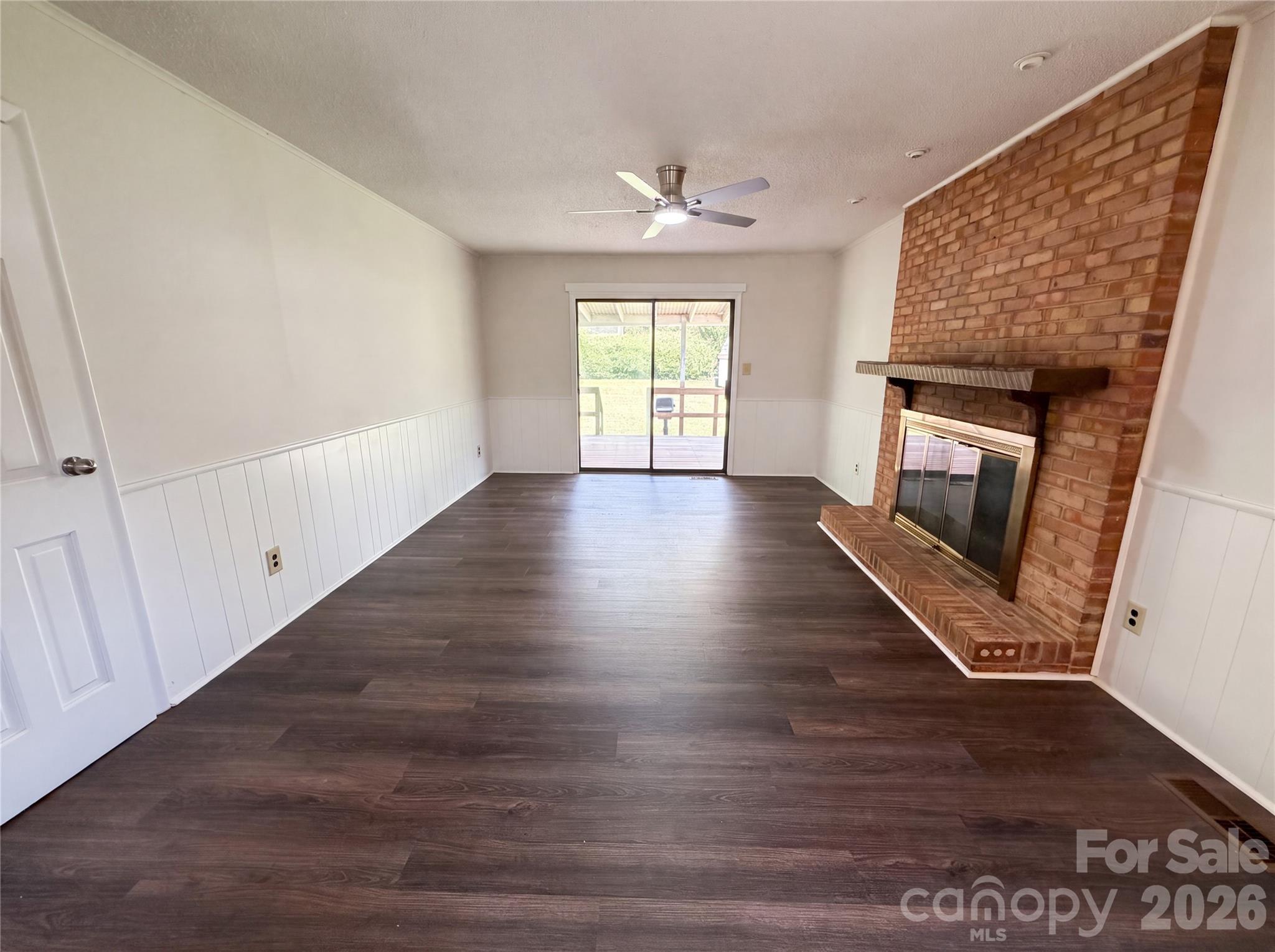 1034 Buckingham Ave, Gastonia, NC 28054