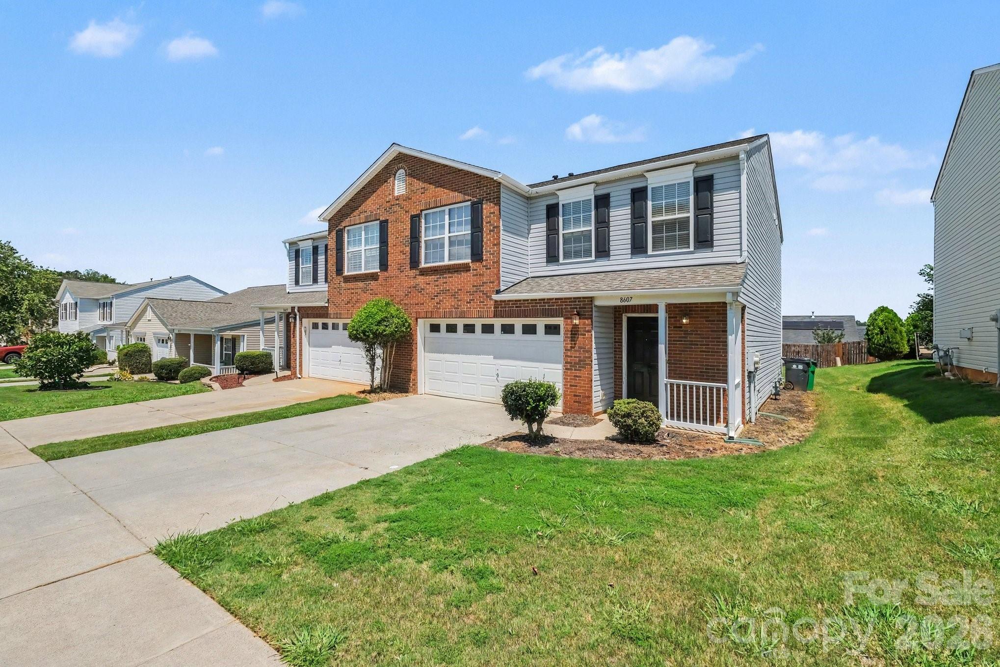 8607 Westhope St, Charlotte, NC 28216