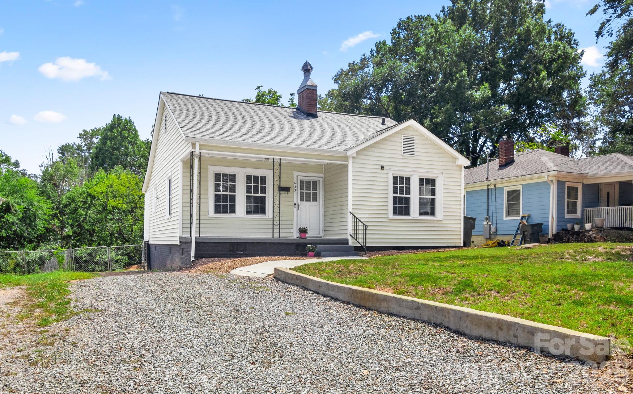 623 E 4th Ave, Gastonia, NC 28054
