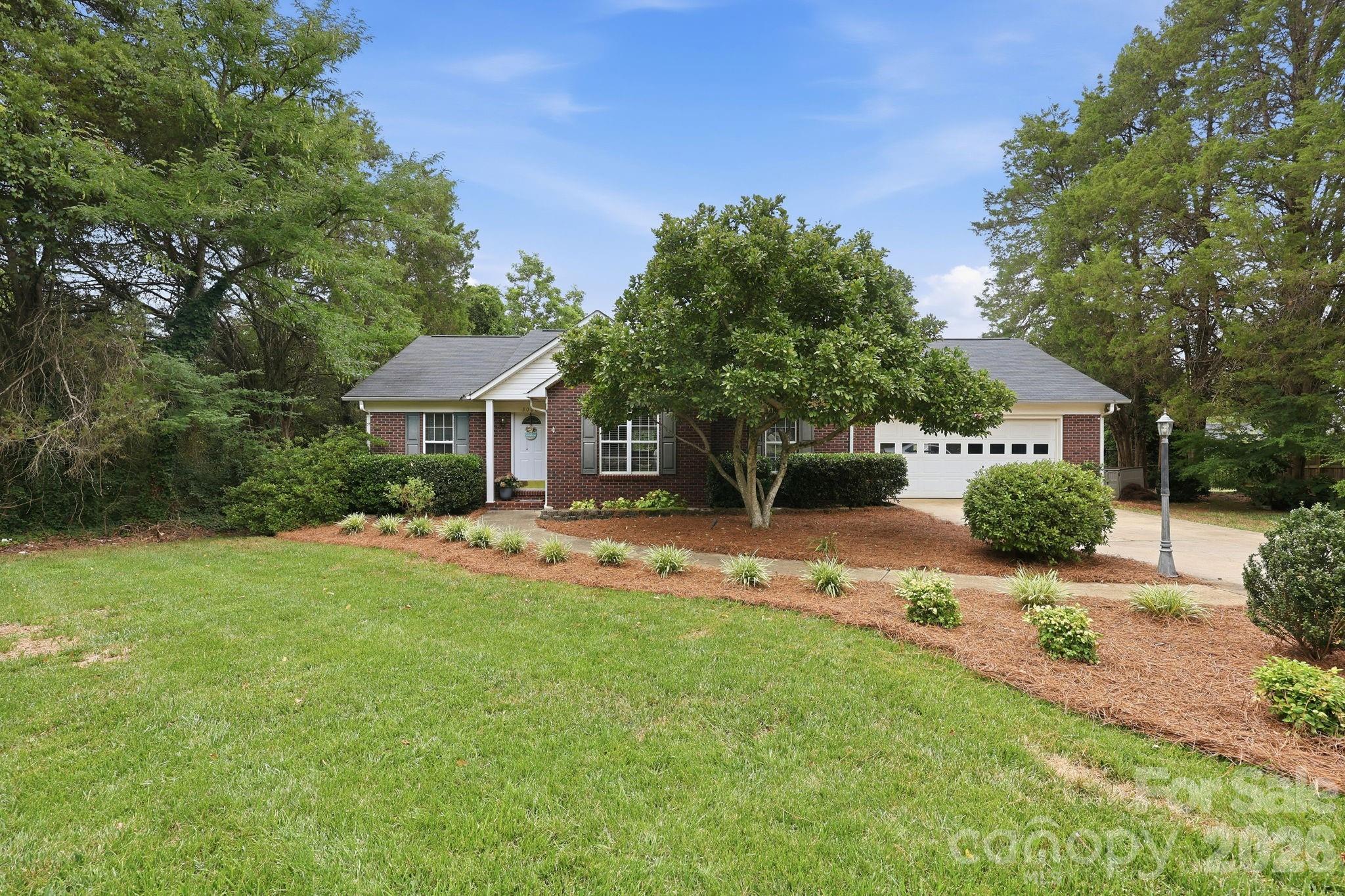 3008 Mooresville Rd, Salisbury, NC 28147
