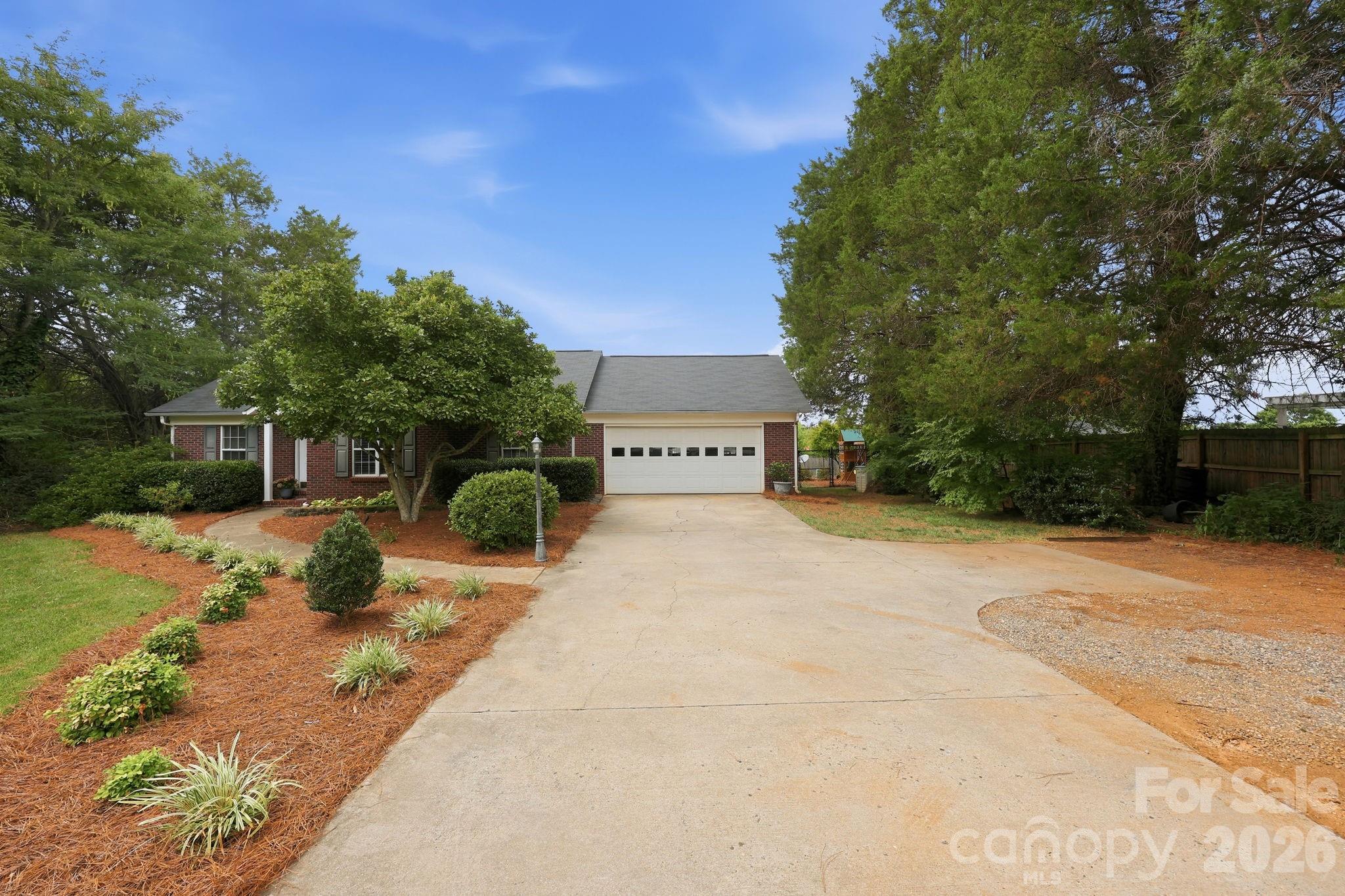 3008 Mooresville Rd, Salisbury, NC 28147