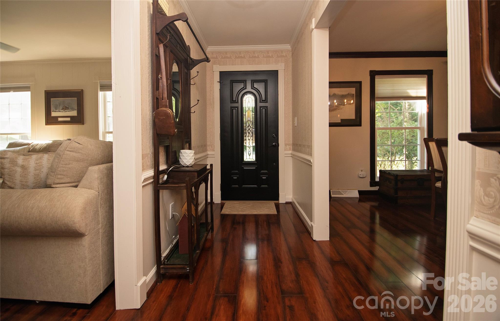 8301 Abercorn Ln, Charlotte, NC 28227