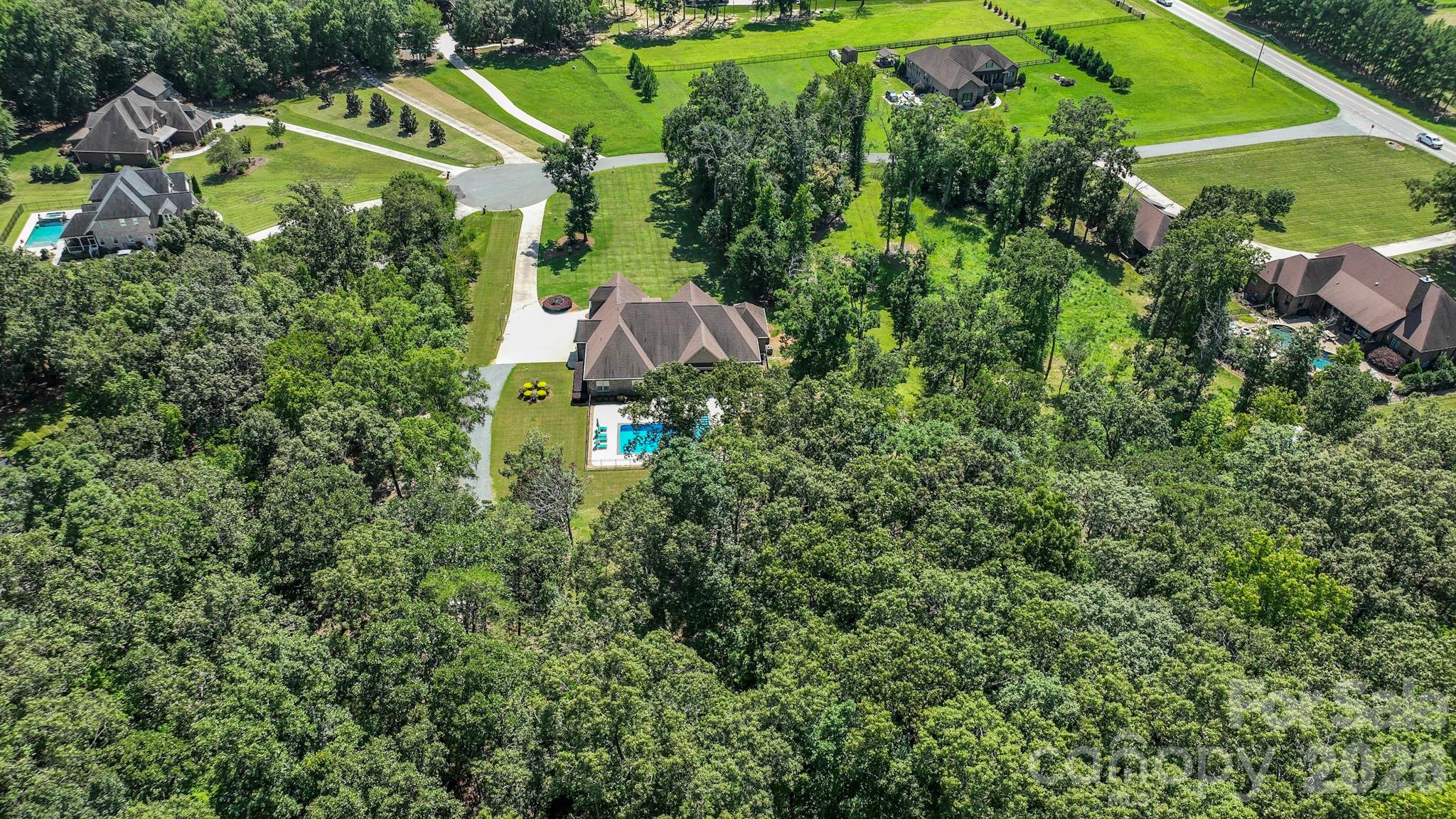 1017 Biggers Farm Ct, Indian Trail, NC 28079
