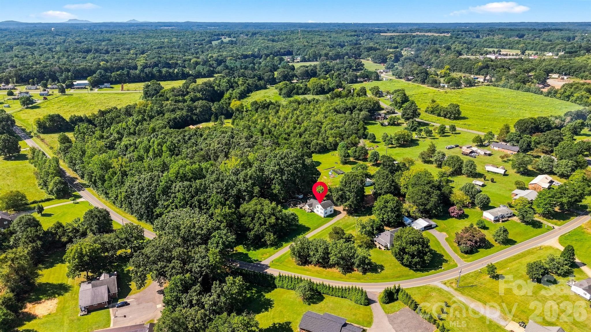 1261 Davis Rd, Lincolnton, NC 28092