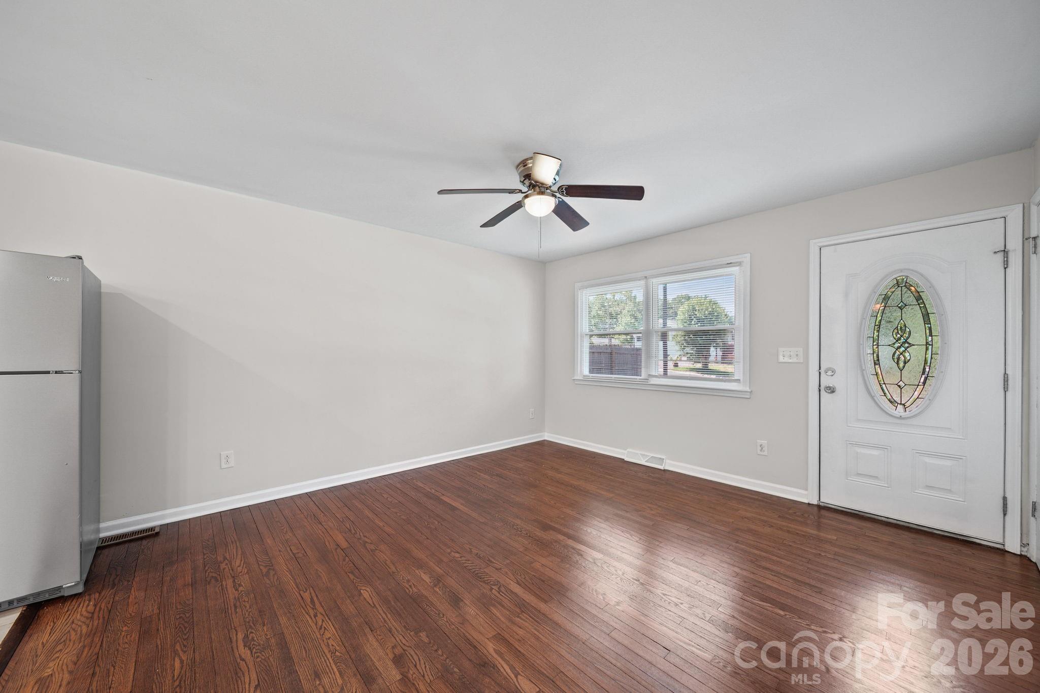 4316 Mckinley Dr, Charlotte, NC 28208