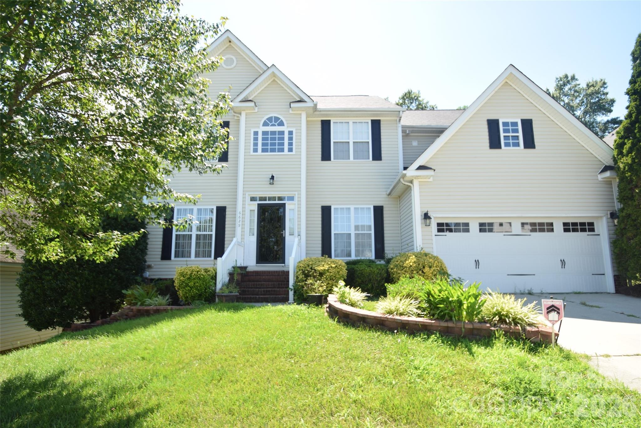 6629 Pattonsburg Dr, Charlotte, NC 28213