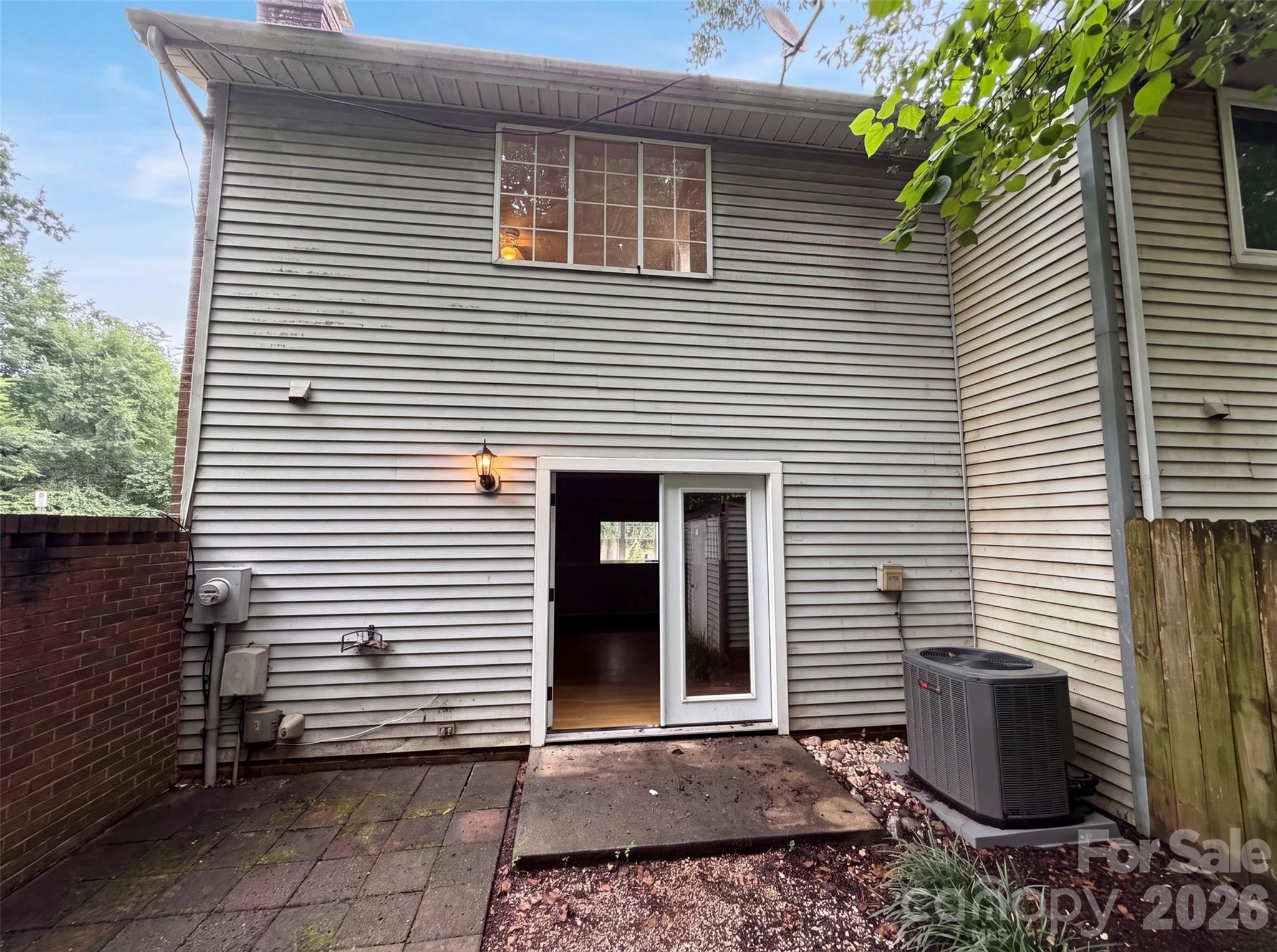 1500 Waybridge Ln, Charlotte, NC 28210