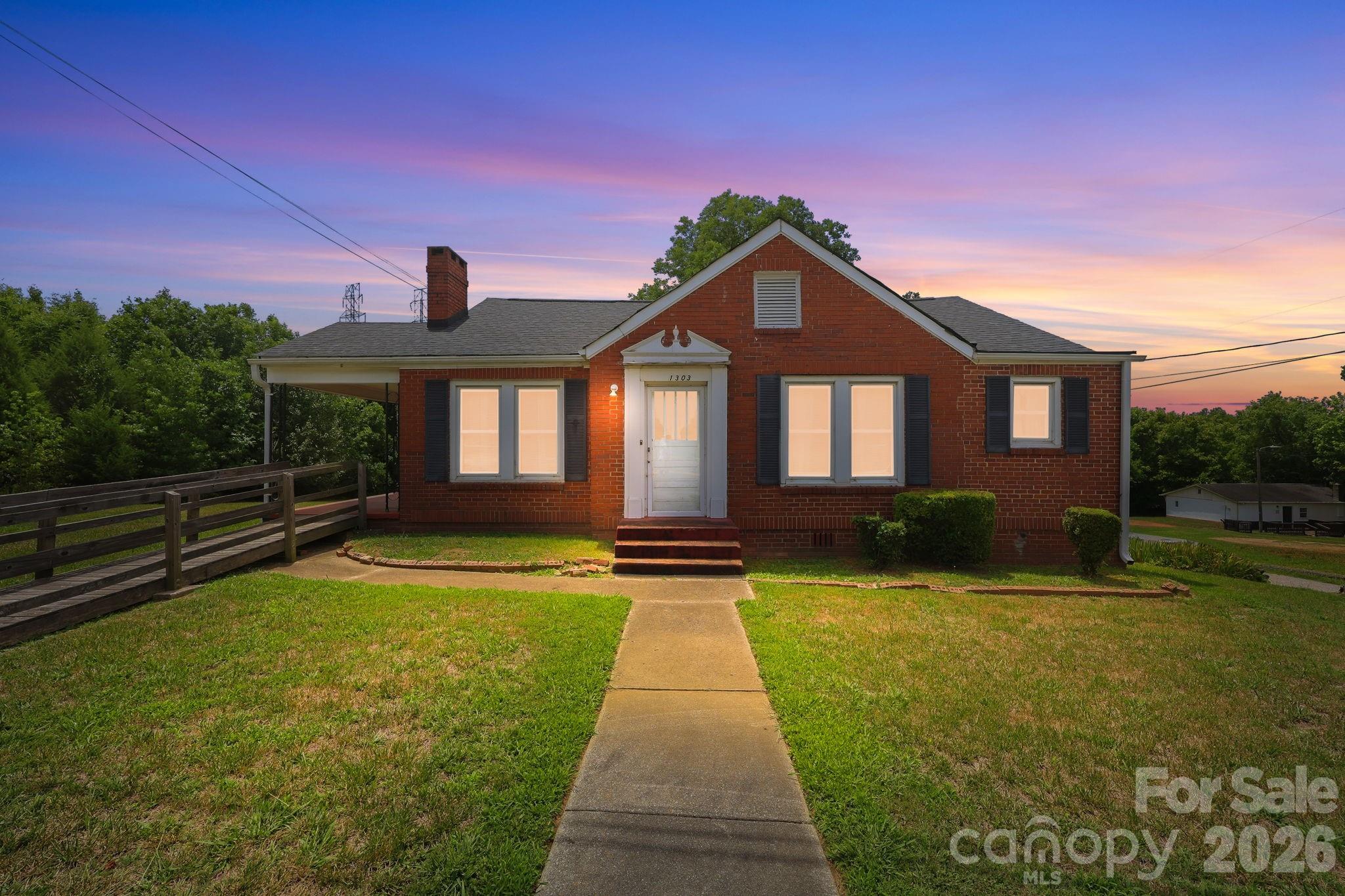 1303 Bringle Ferry Rd, Salisbury, NC 28144