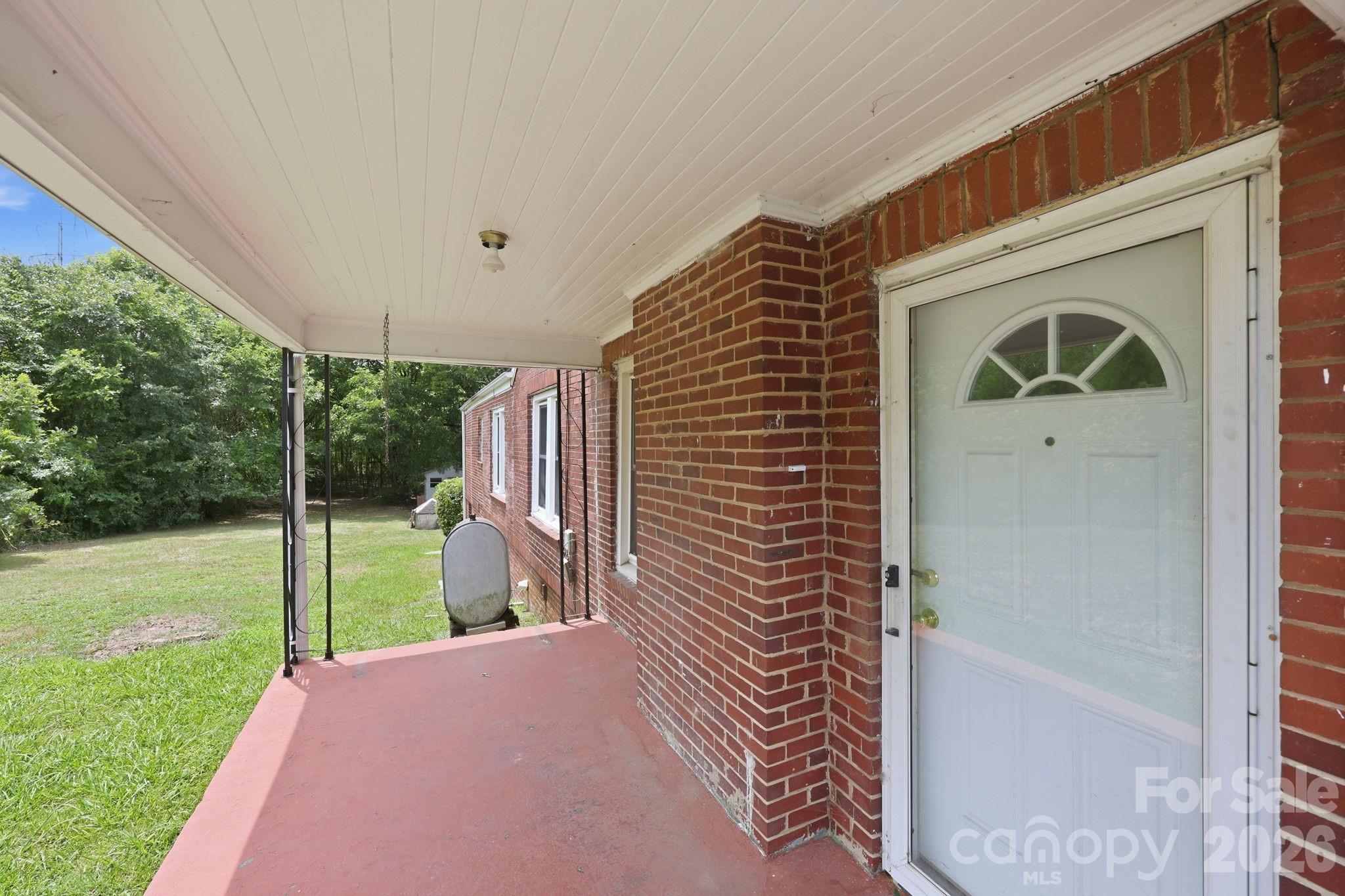 1303 Bringle Ferry Rd, Salisbury, NC 28144