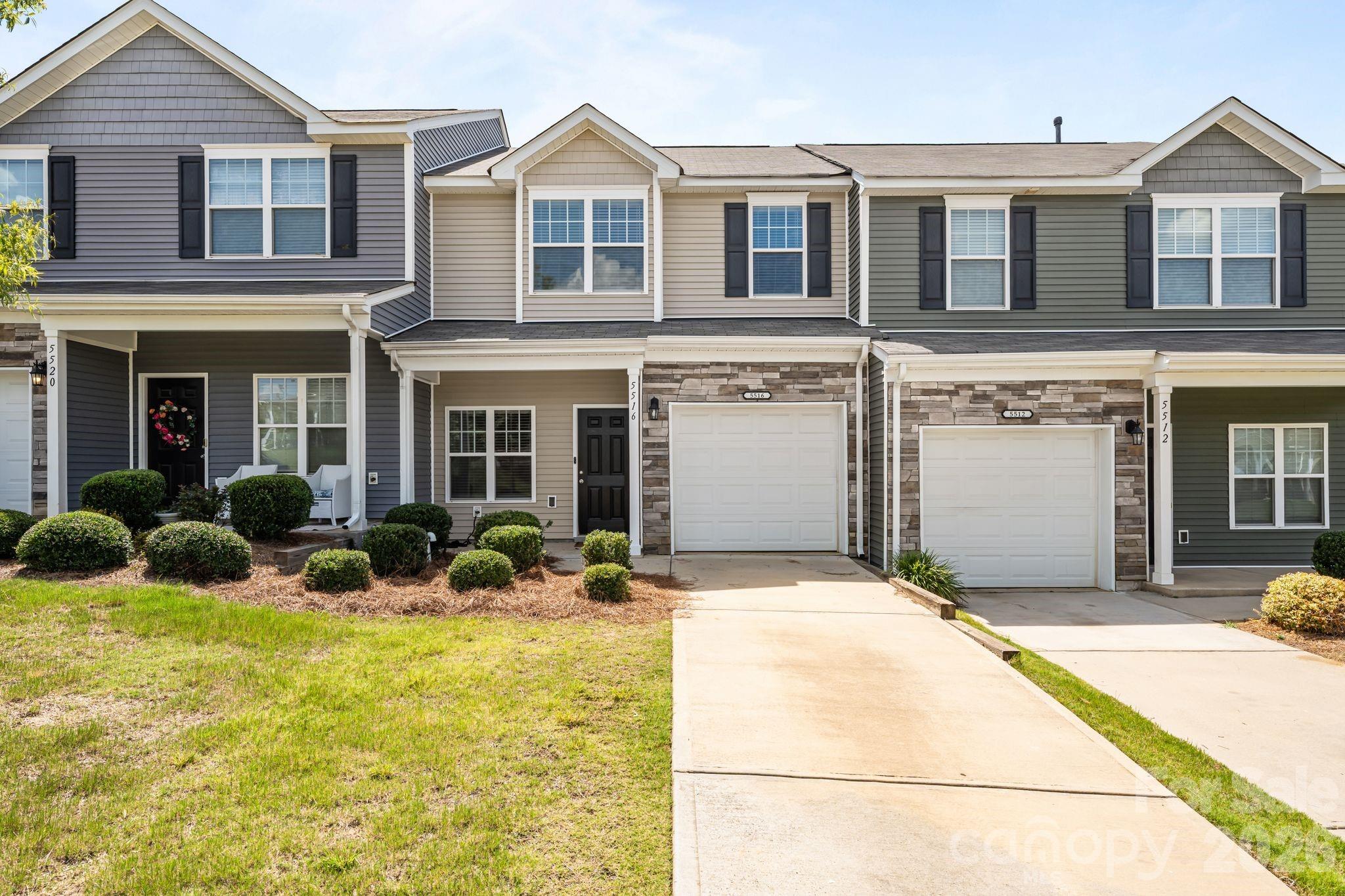 5516 John Mcdowell Pl, Charlotte, NC 28217