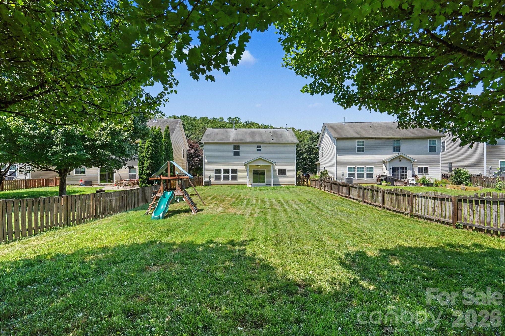 9228 Seamill Rd, Charlotte, NC 28278