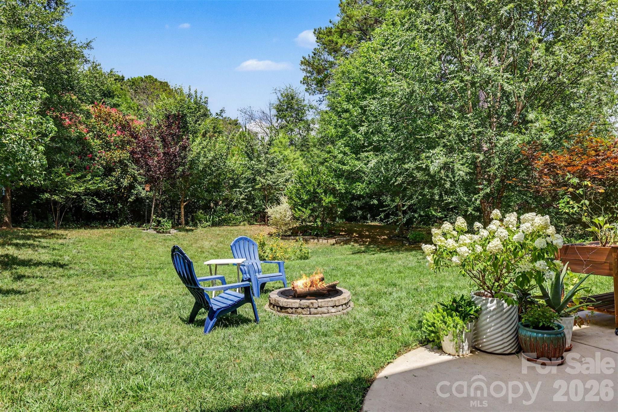 9014 Manor Oak Ct, Charlotte, NC 28277