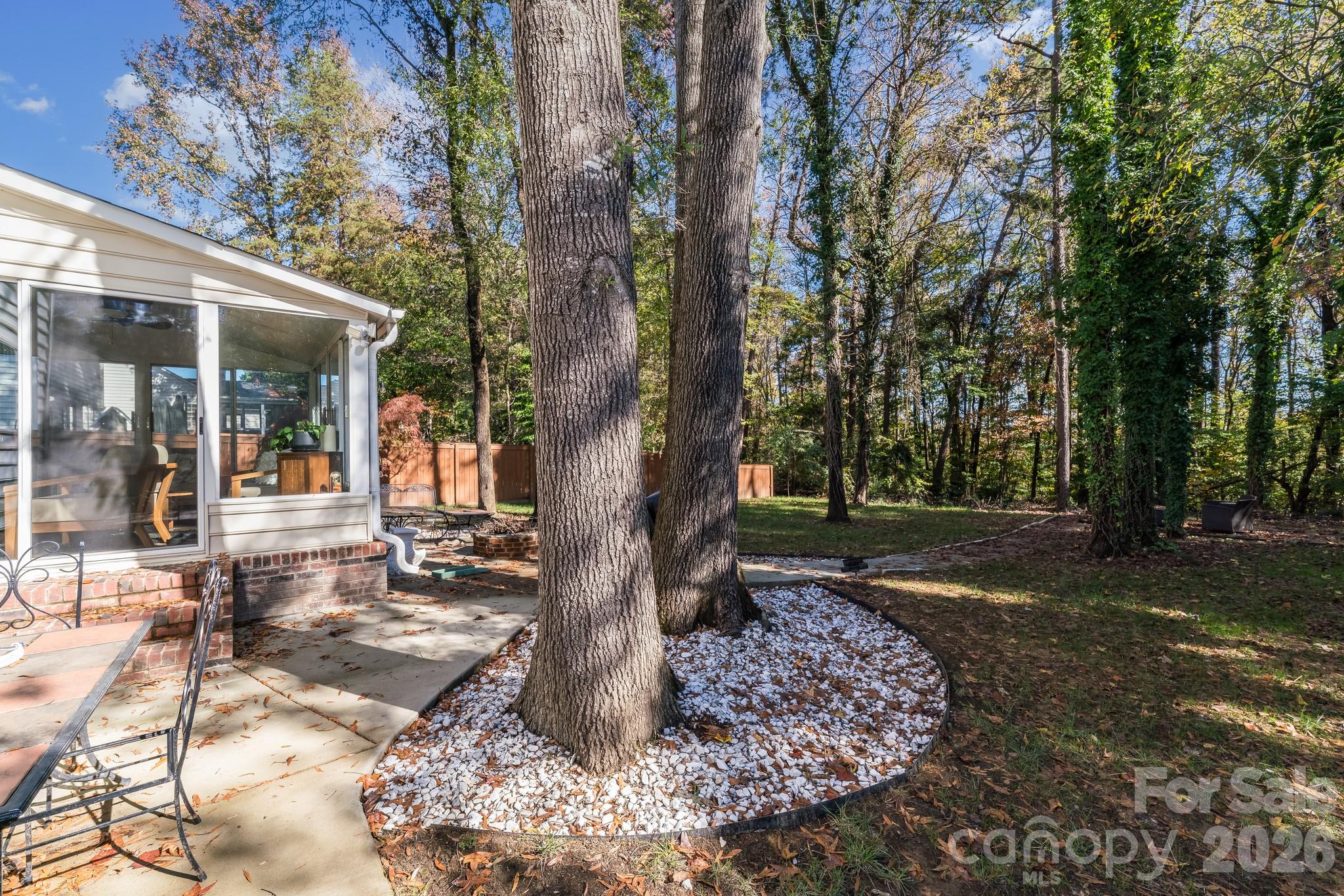 6101 Skyline Dr, Charlotte, NC 28269