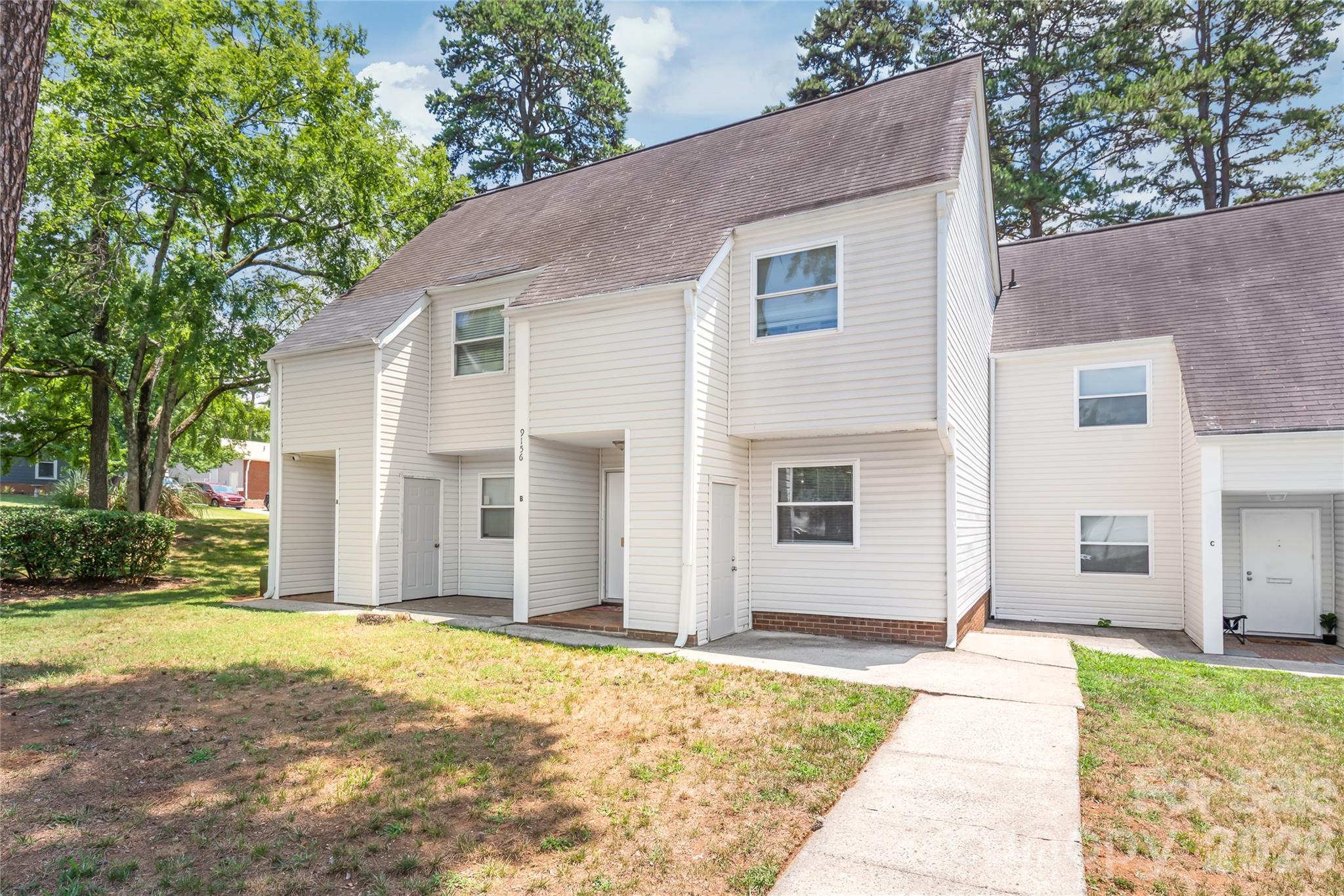 9156 Black Heath Cir #B, Charlotte, NC 28214