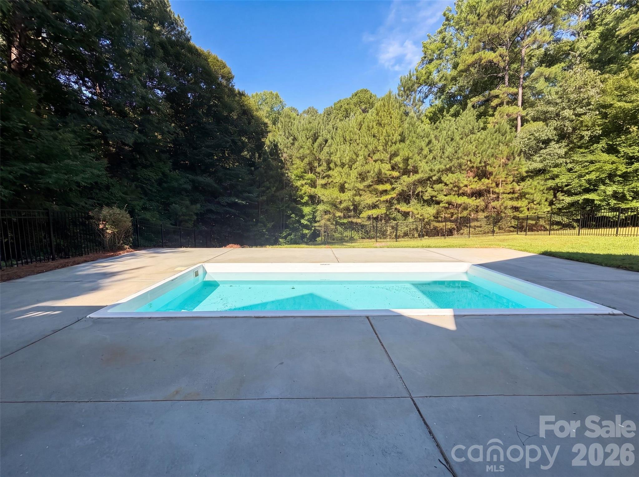 502 Live Oaks Ct, Fort Mill, SC 29715
