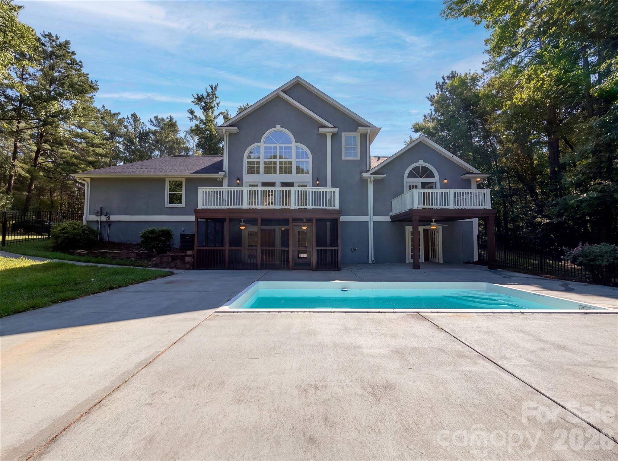 502 Live Oaks Ct, Fort Mill, SC 29715