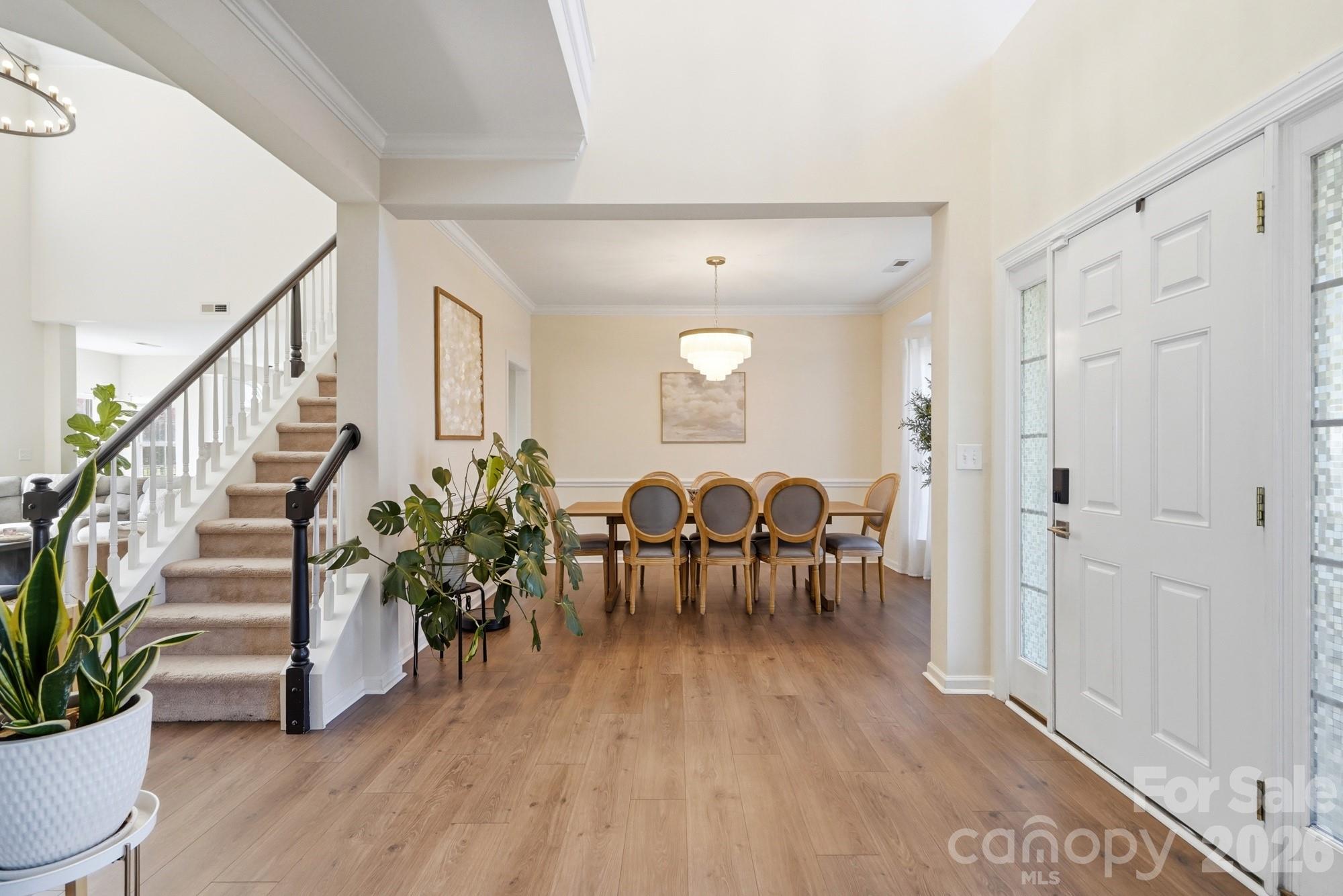 6226 Castlecove Rd, Charlotte, NC 28278