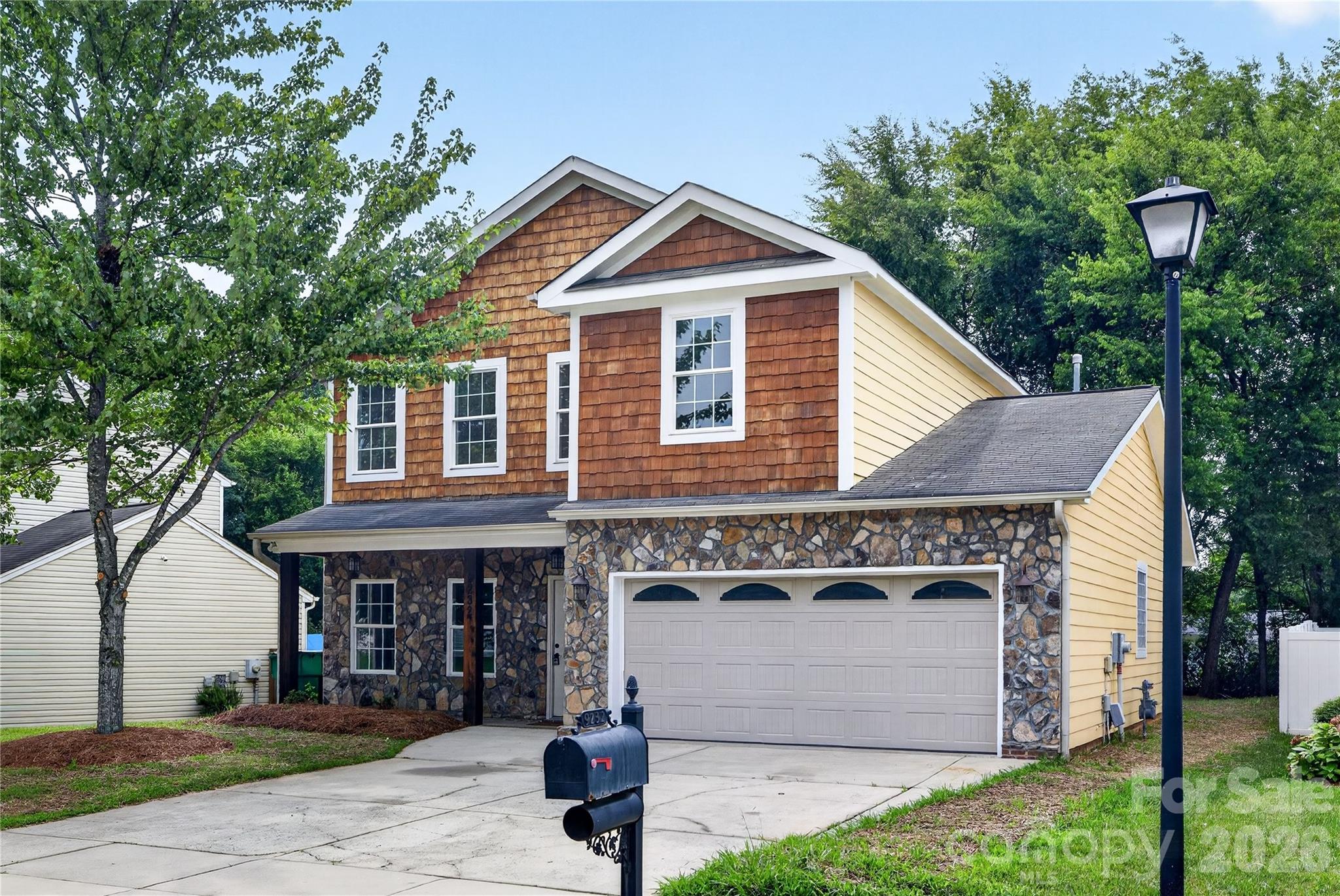 9232 Aloysia Ln, Charlotte, NC 28269