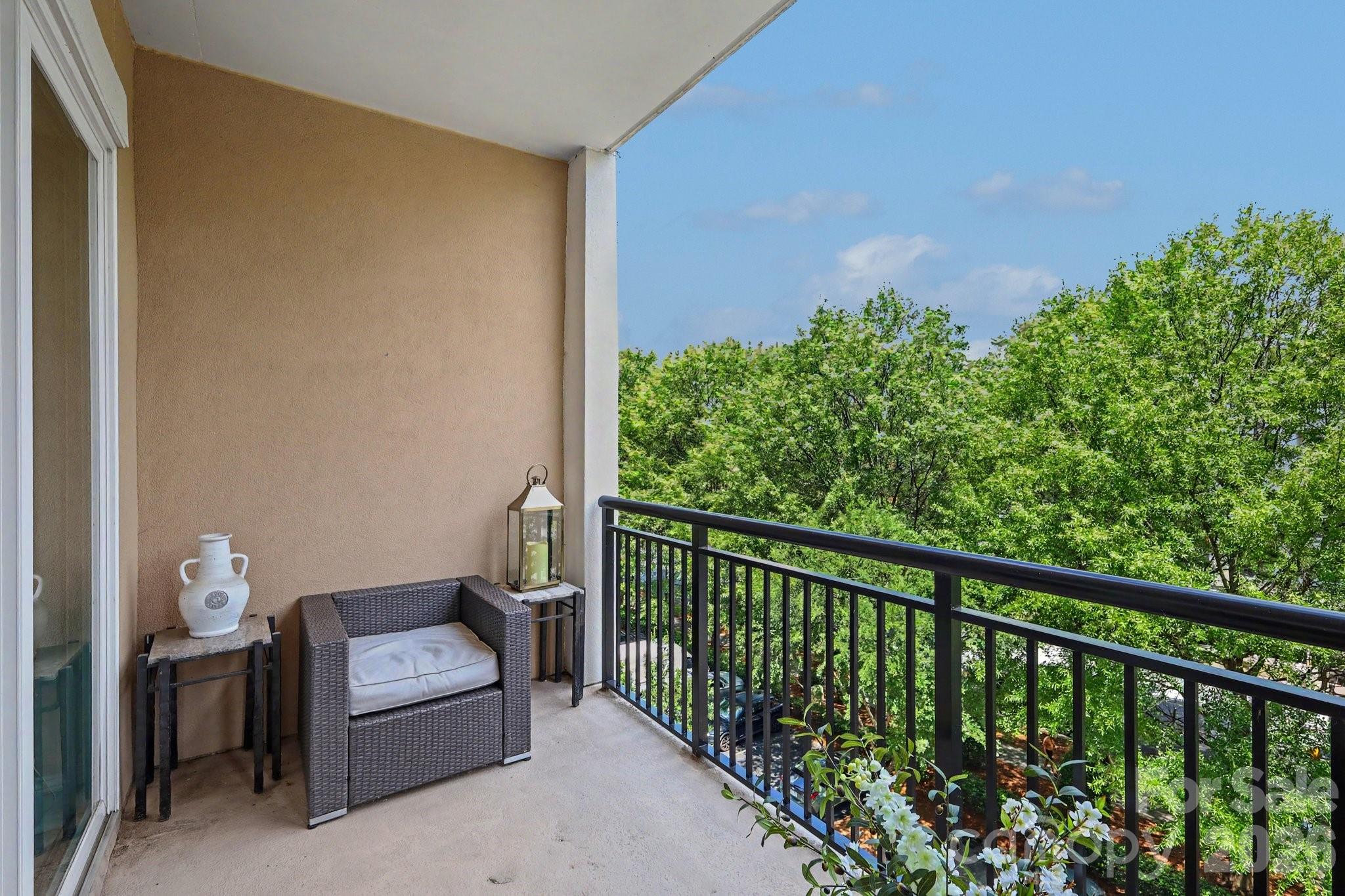 4625 Piedmont Row Dr #417, Charlotte, NC 28210