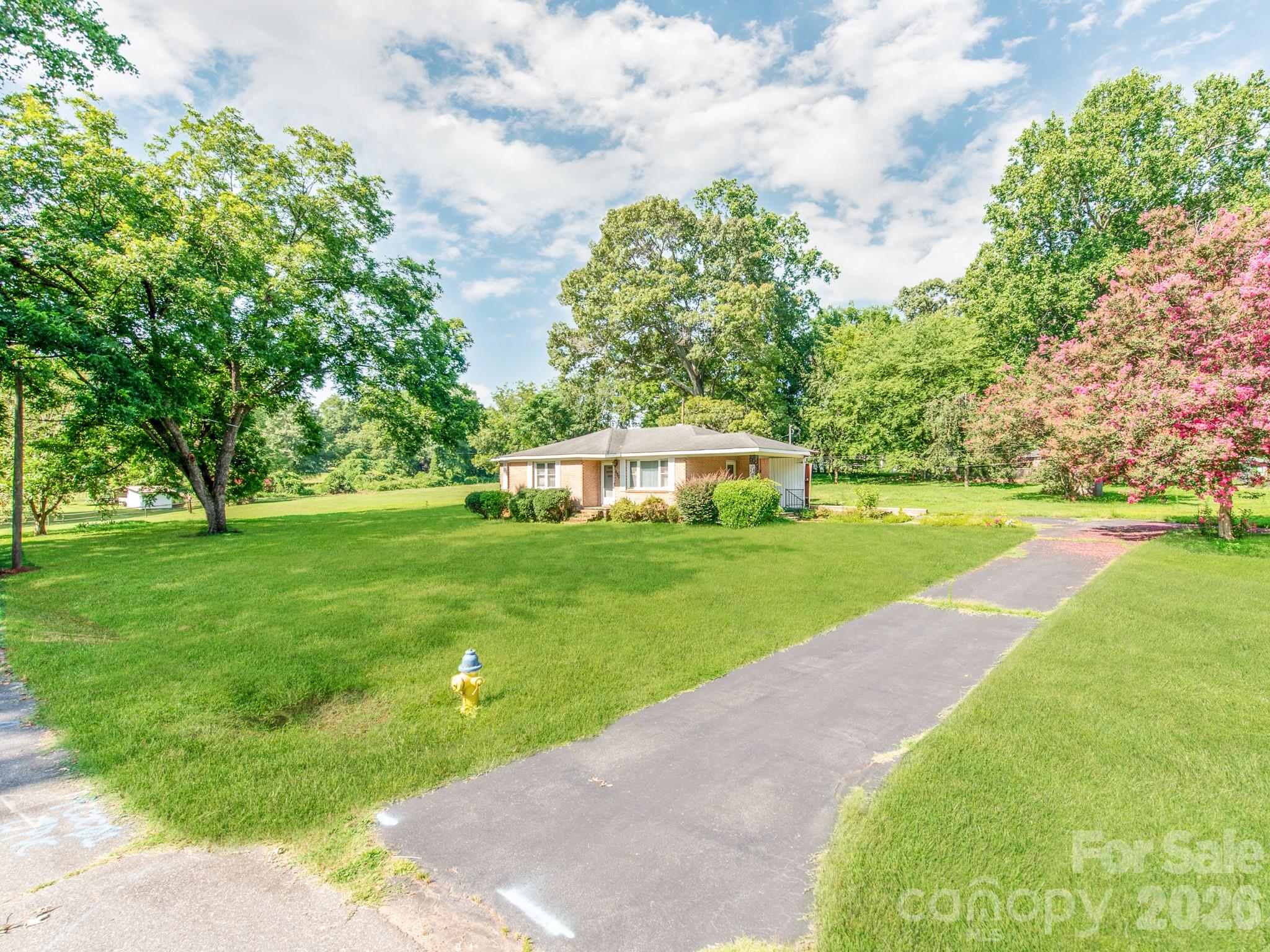 350 Raleigh St NW, Concord, NC 28027