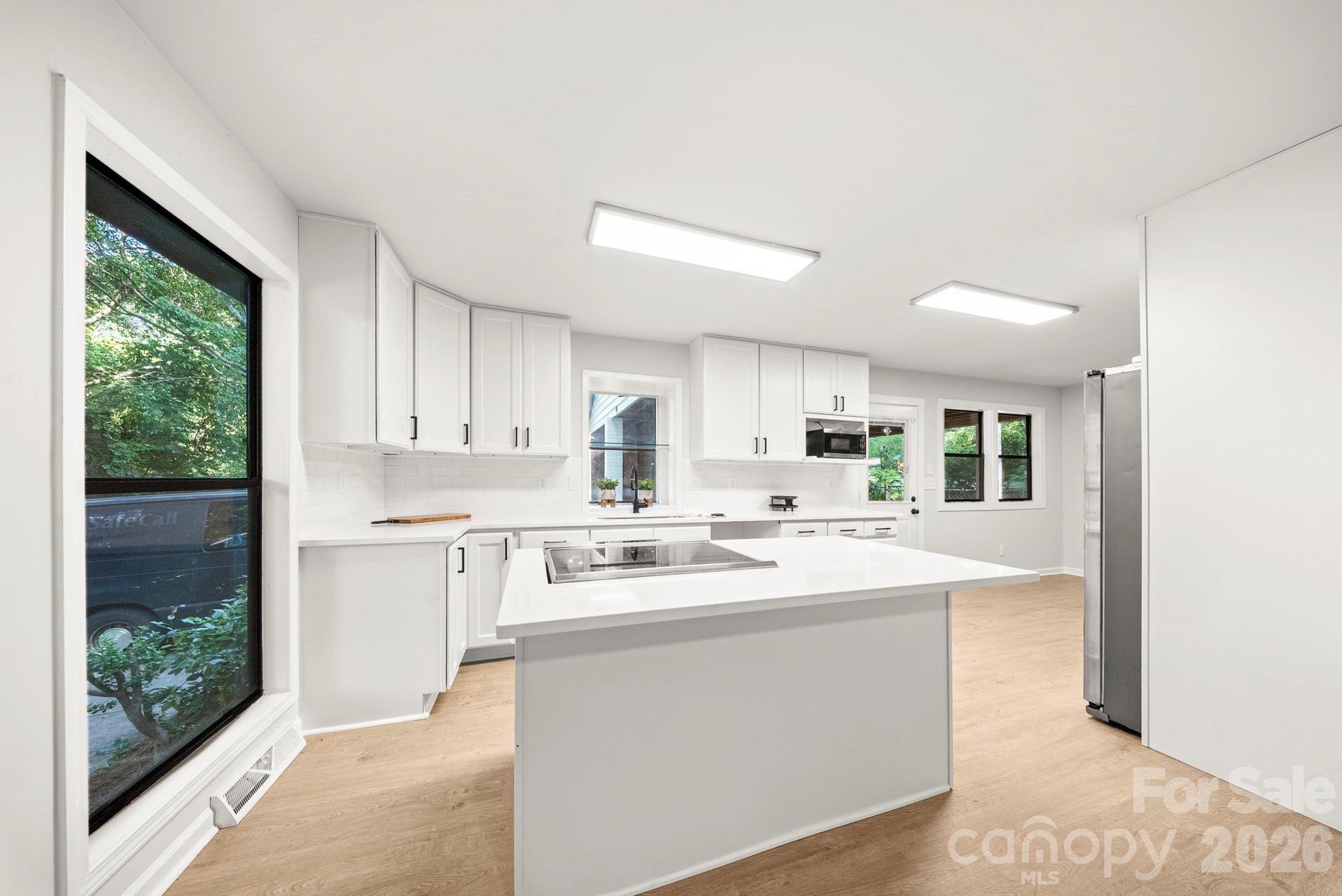 4739 Squirrel Nest Ln, Charlotte, NC 28227