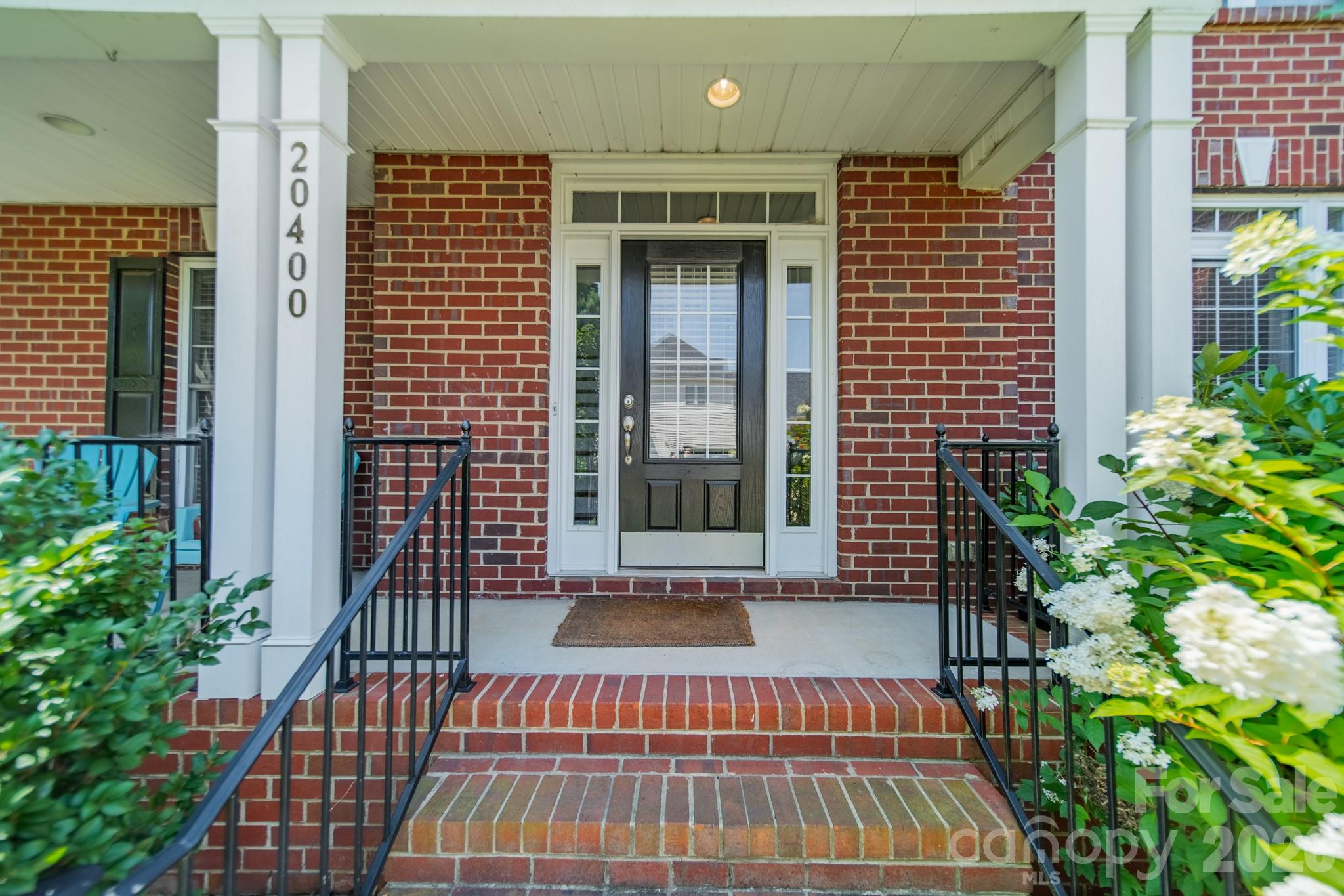 20400 Marblehead Ct, Cornelius, NC 28031