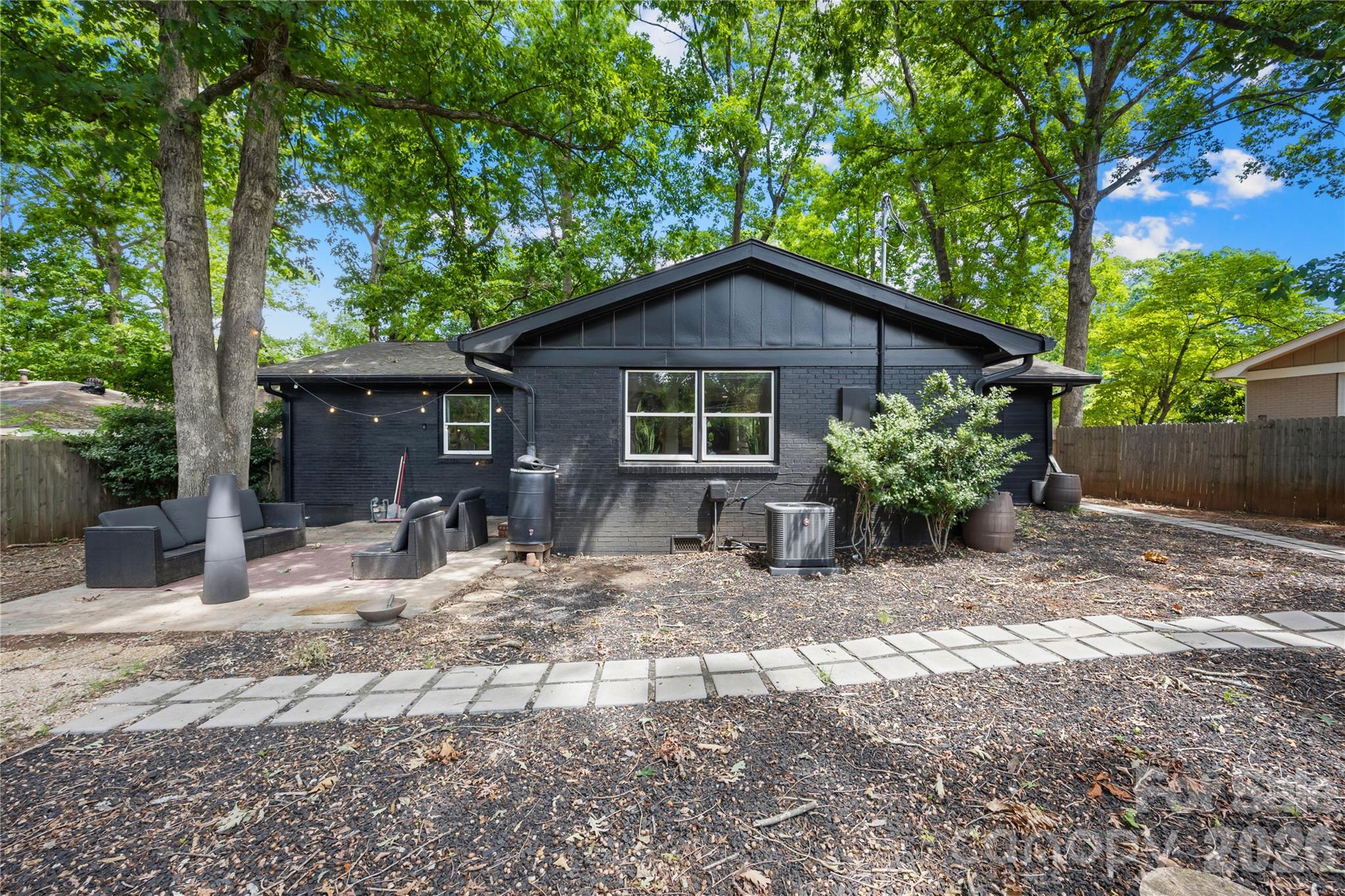 4508 Ivanhoe Pl, Charlotte, NC 28205