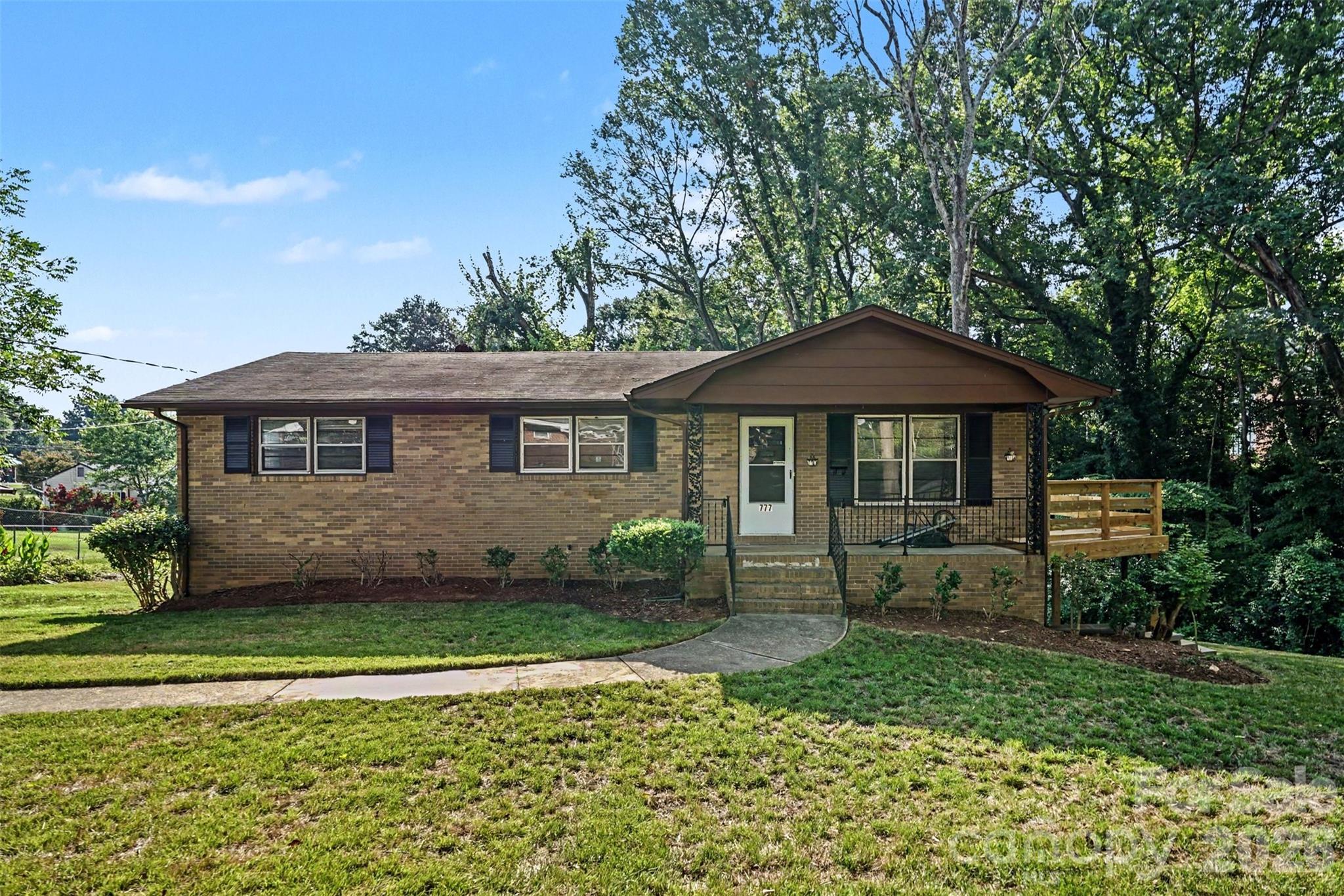 777 Springdale Ln, Gastonia, NC 28052