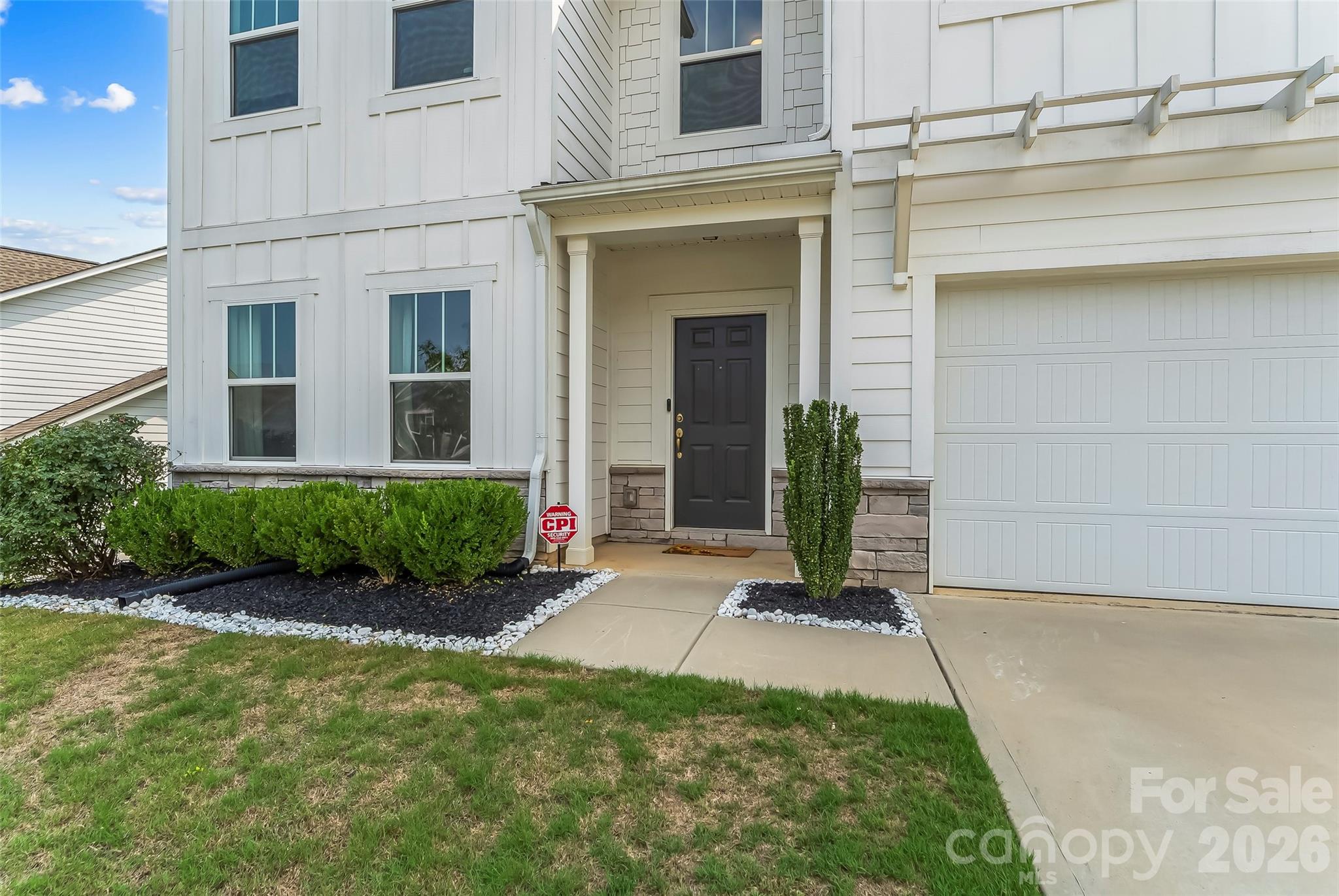 112 Divot Ln, Statesville, NC 28677