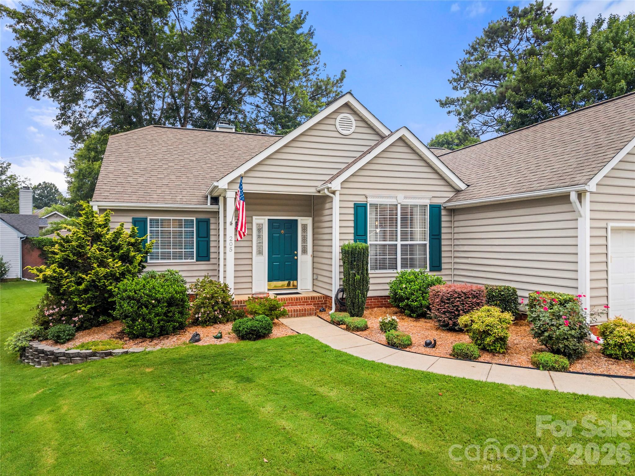 205 Strawberry Knoll Dr #65, Fort Mill, SC 29715