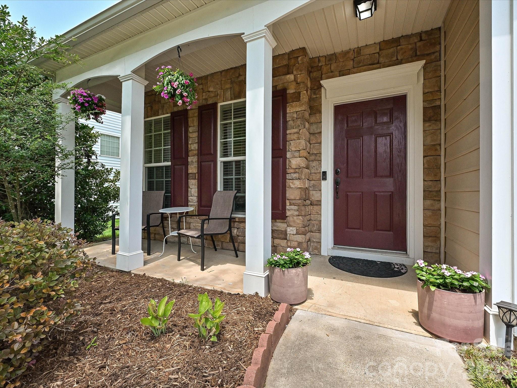2505 Mullis Ln, Matthews, NC 28105