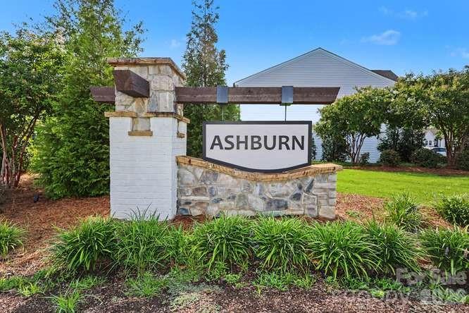534 Madison Falls Ct, Fort Mill, SC 29708