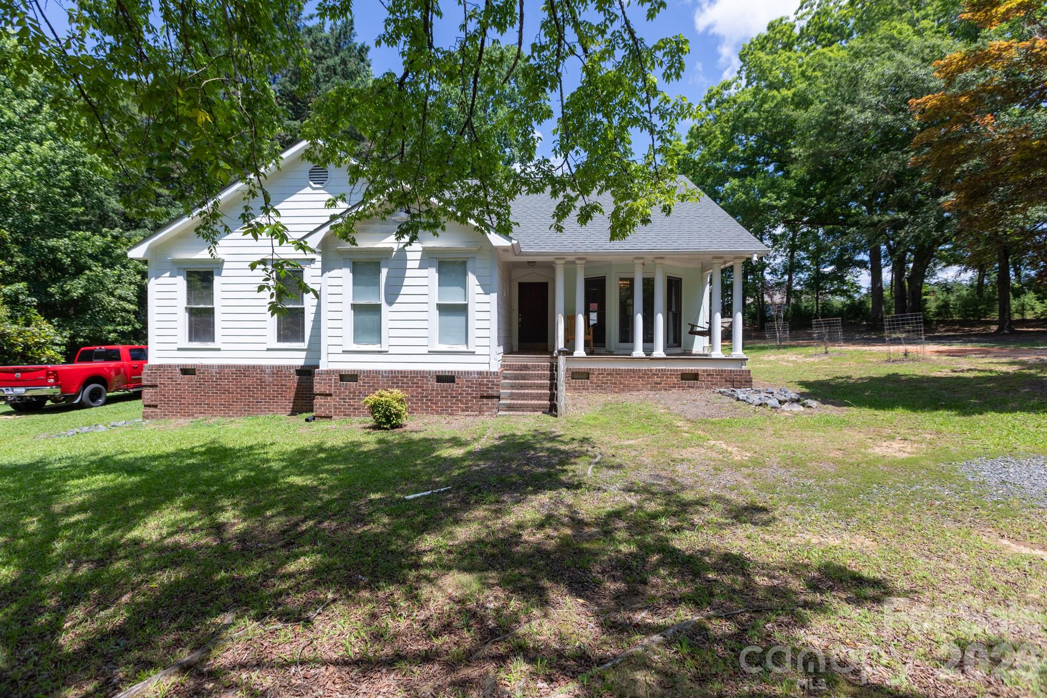 15224 Thomas Rd, Charlotte, NC 28278