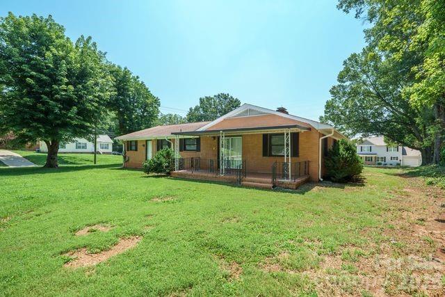 100 Piedmont Dr, Kannapolis, NC 28081