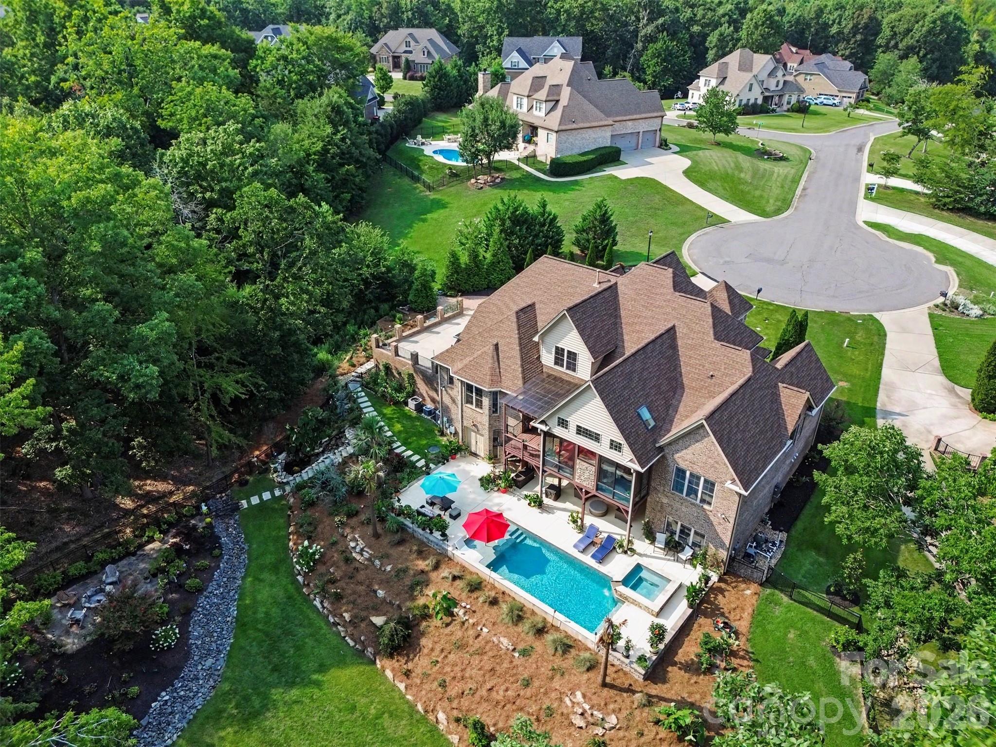 470 Swift Creek Cv, Lake Wylie, SC 29710