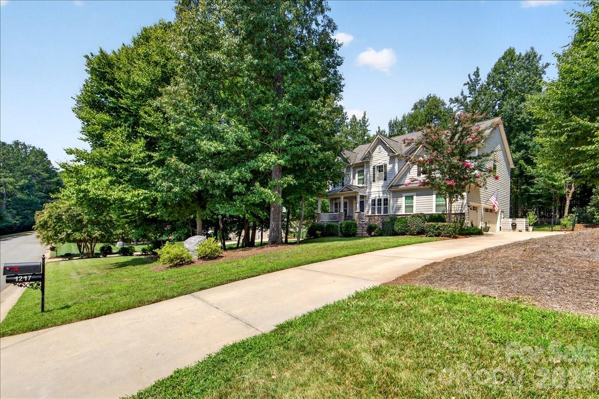 1217 Crofton Dr, Waxhaw, NC 28173