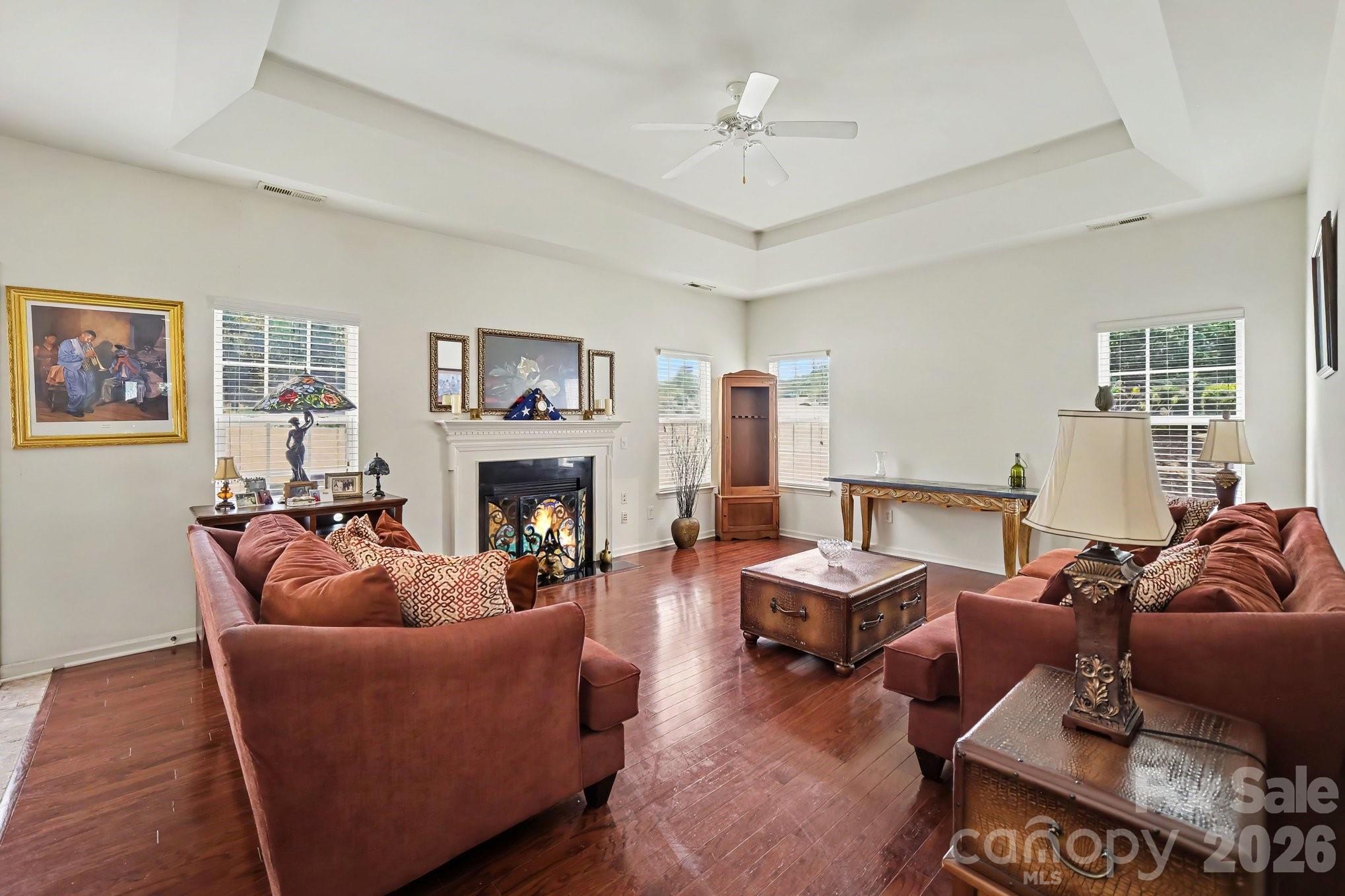 6900 Daisy Bee Ct, Charlotte, NC 28126