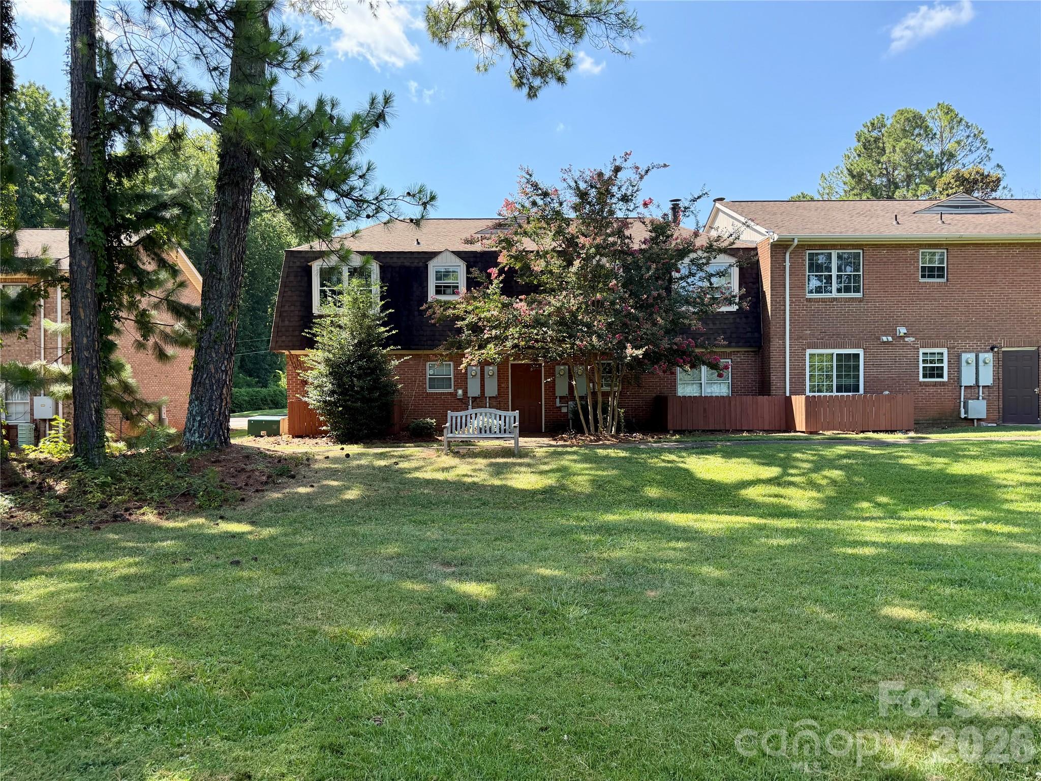 5805 Hunting Ridge Ln #J, Charlotte, NC 28212