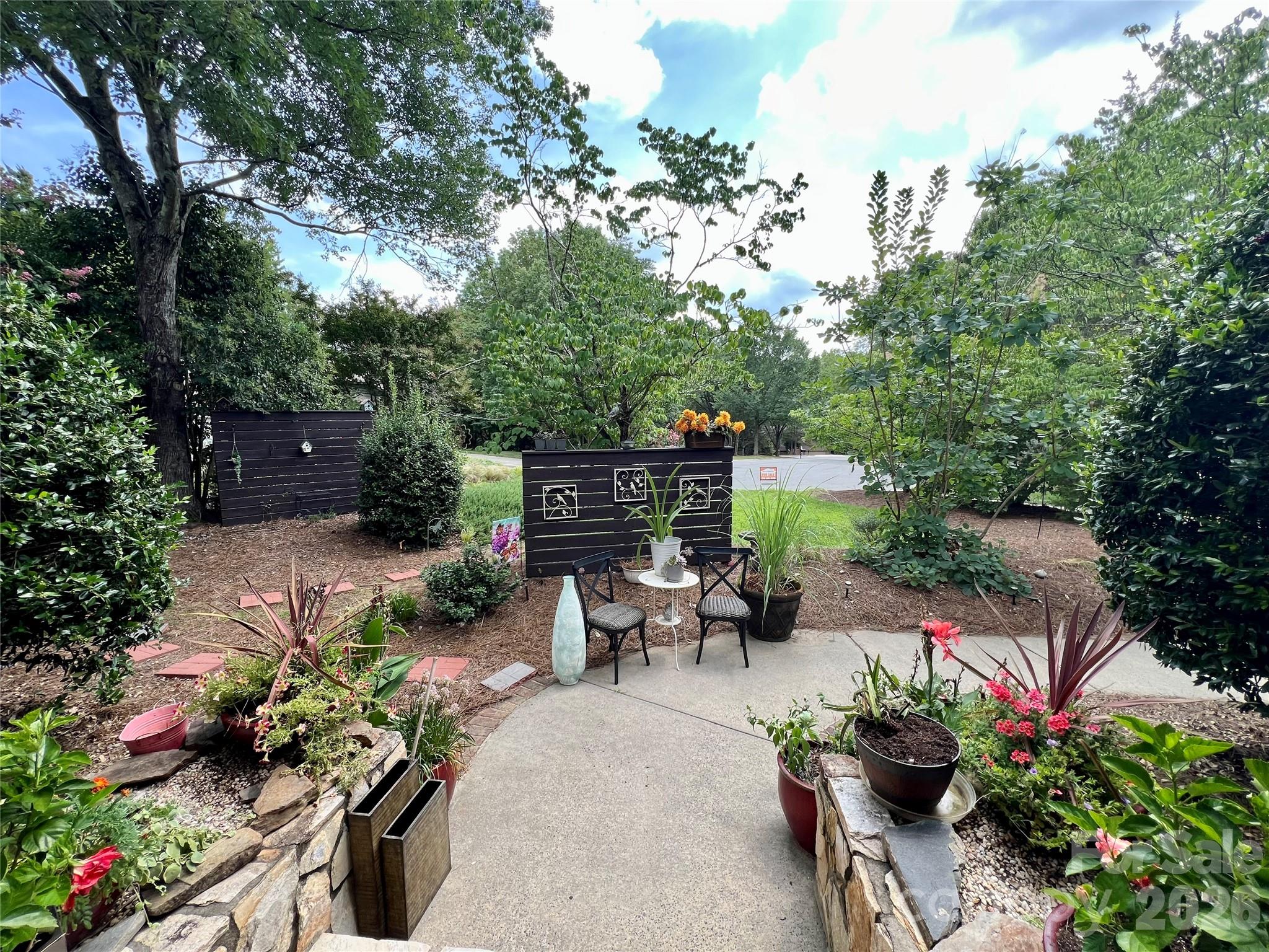 200 Foxlair Ct, Matthews, NC 28105