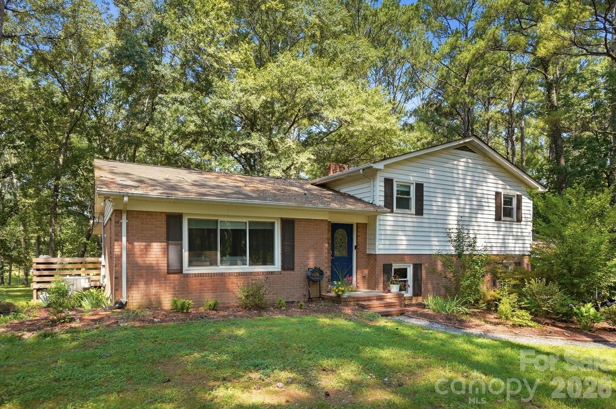 11060 Teresia Ln, Midland, NC 28107