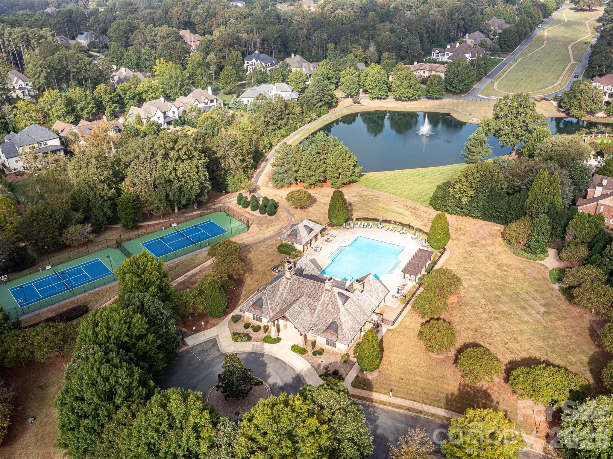 8119 Skyecroft Commons Dr, Waxhaw, NC 28173