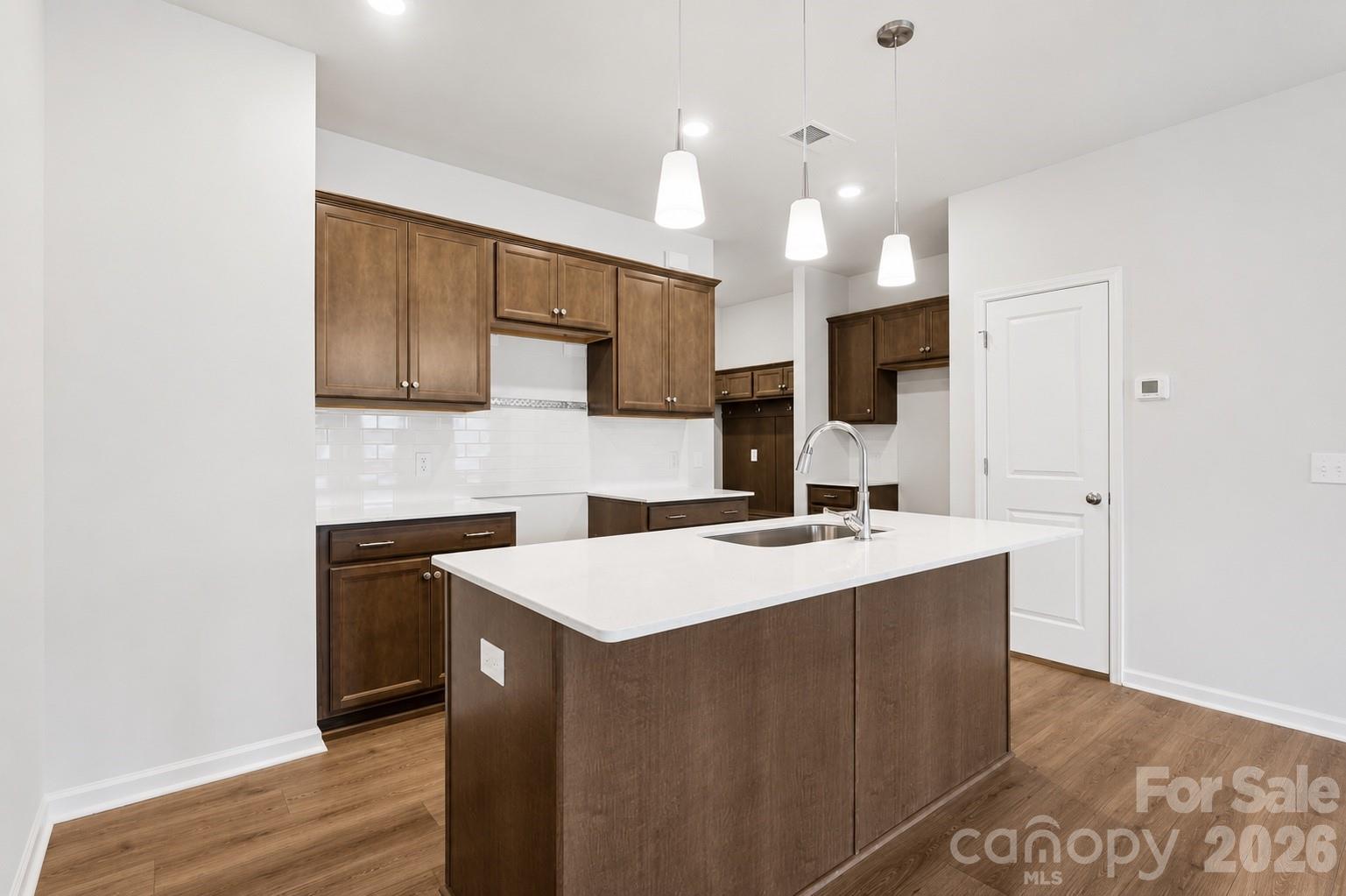 4750 Lakeview Rd, Charlotte, NC 28216