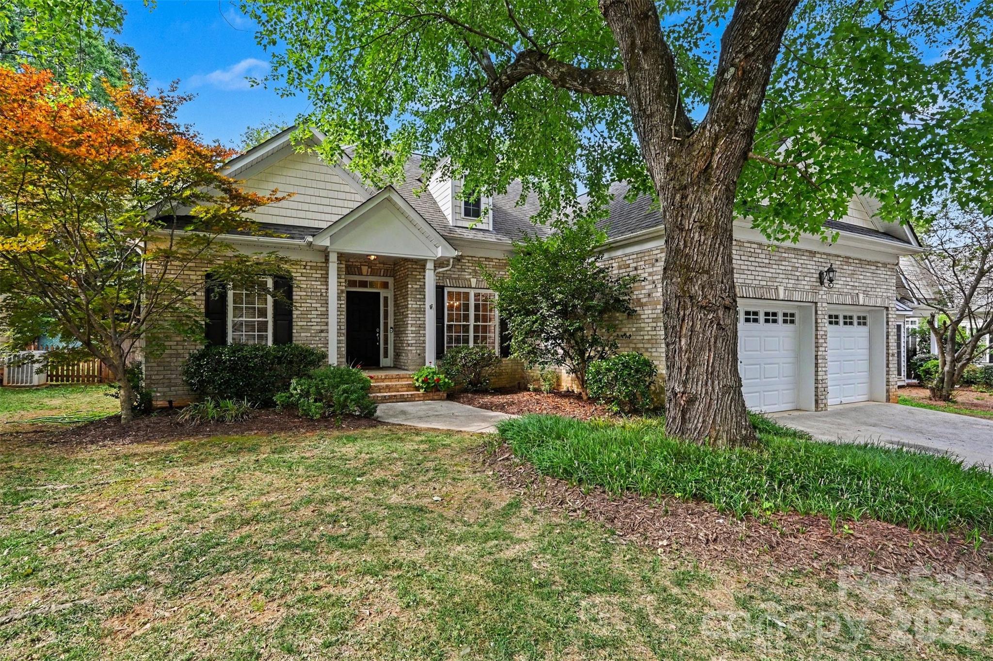 1109 Moray Ct, Charlotte, NC 28211