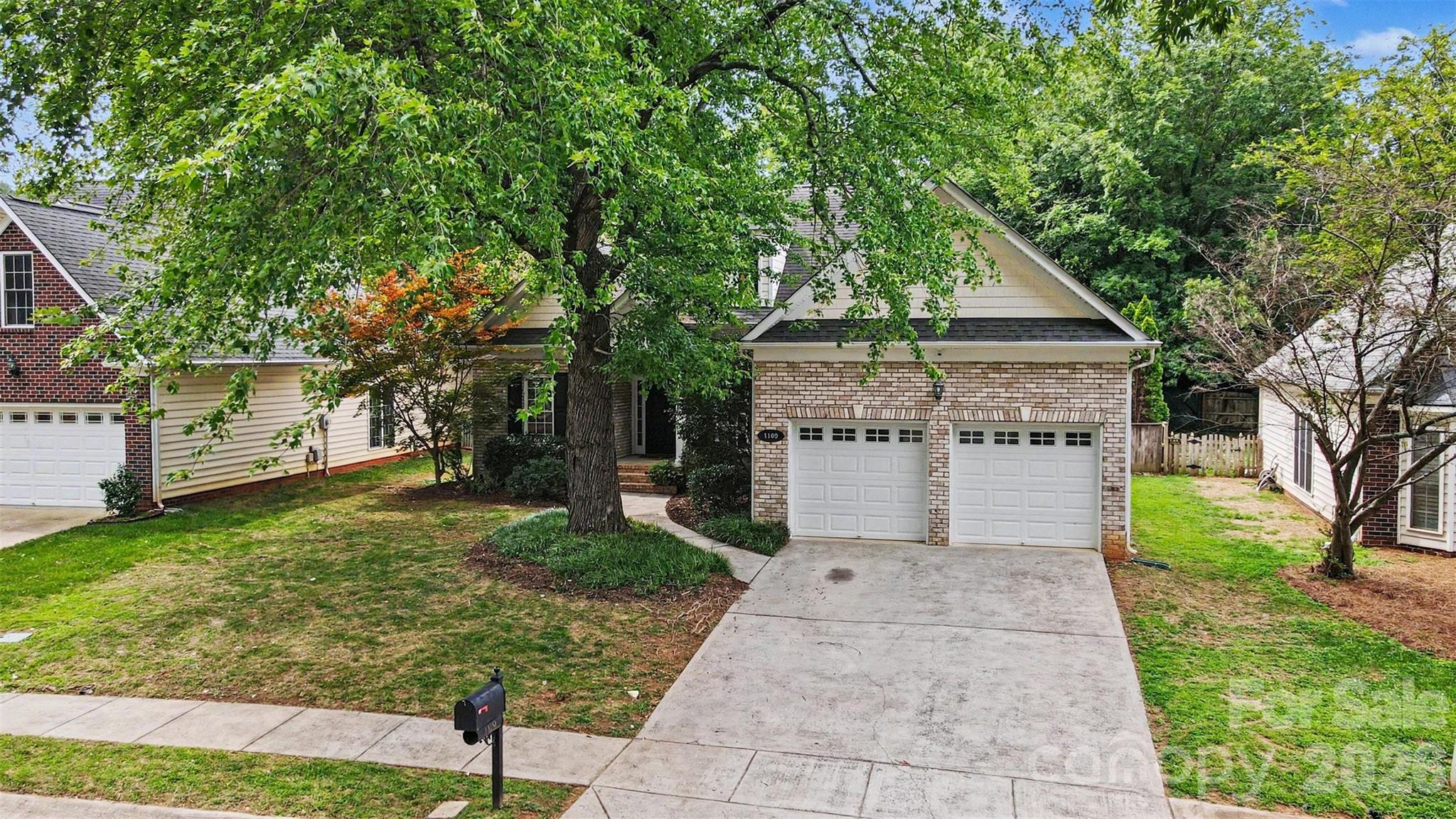 1109 Moray Ct, Charlotte, NC 28211