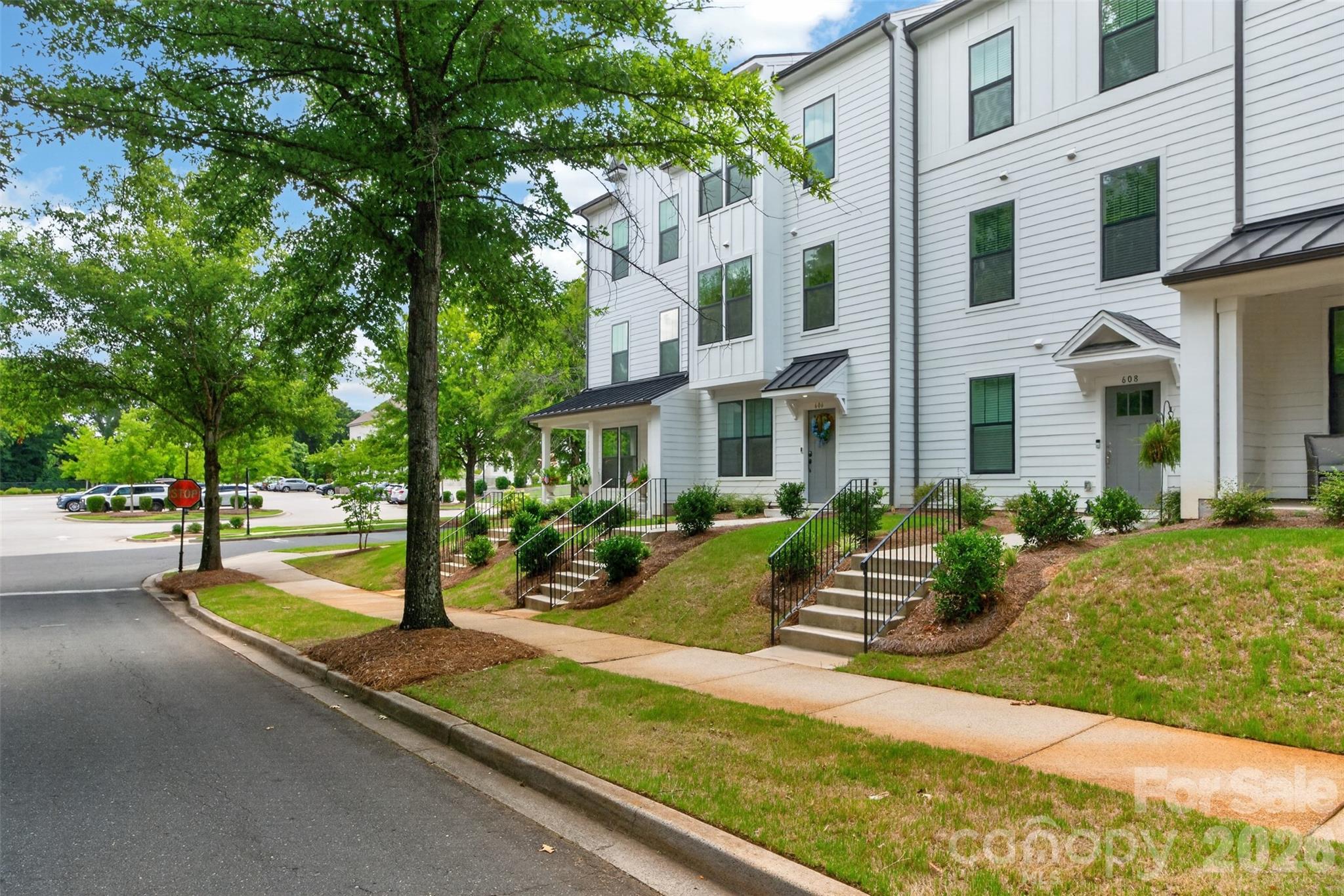 606 District Ct, Fort Mill, SC 29708