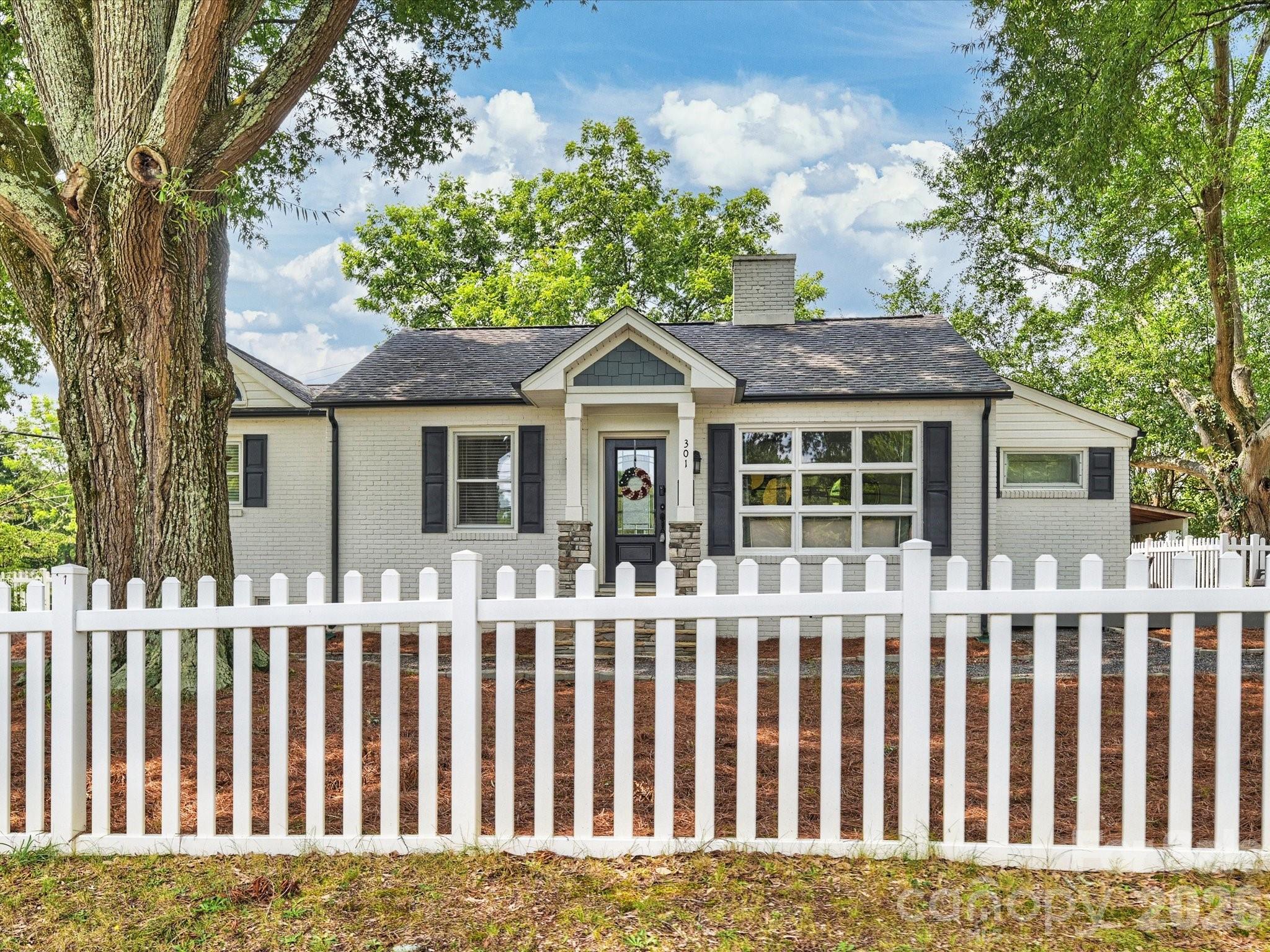 301 Harris St, Fort Mill, SC 29715