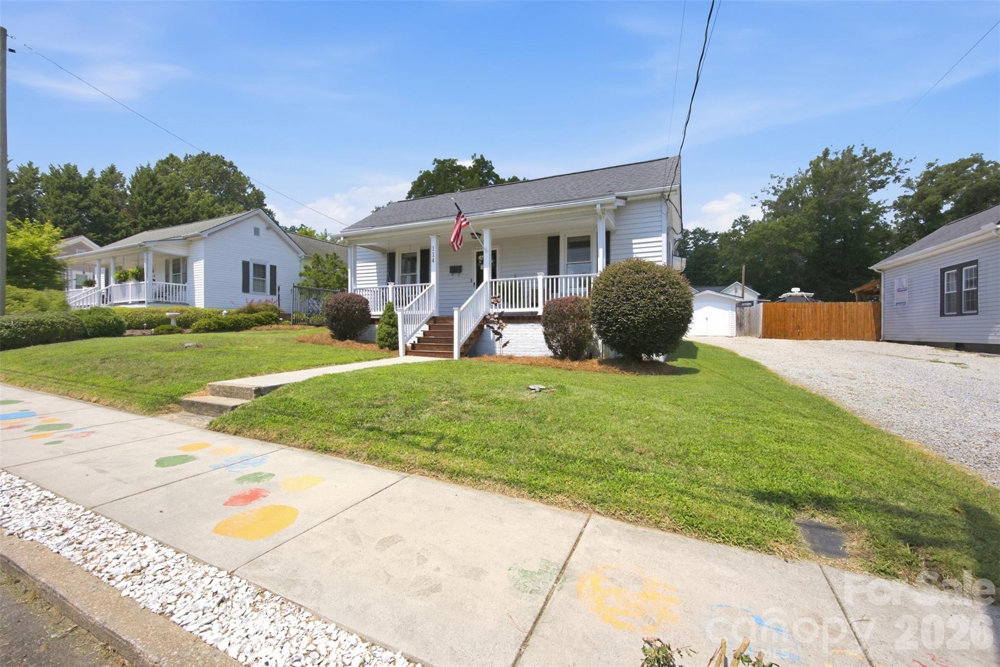114 York Ave, Kannapolis, NC 28083